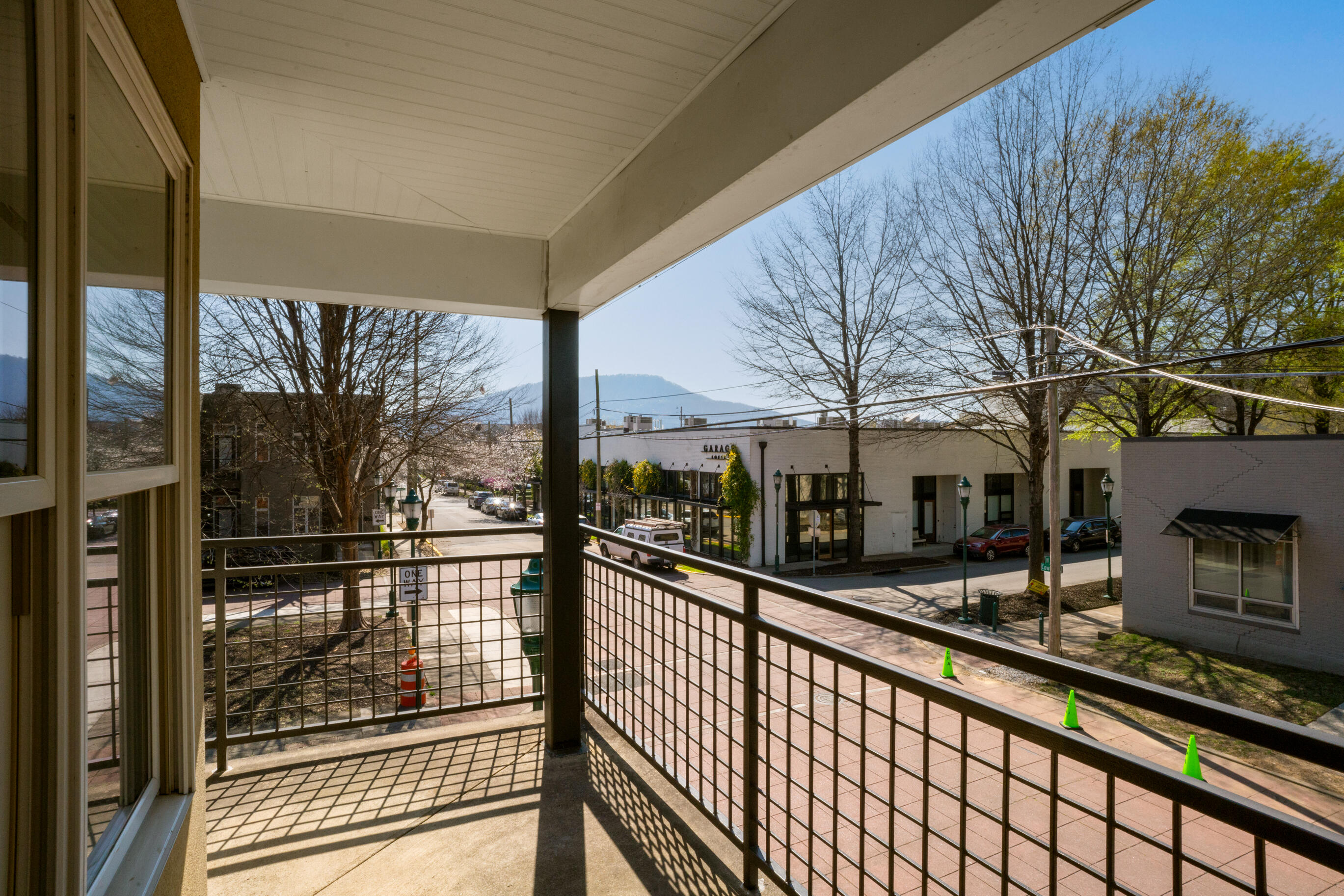 229 W 17th Street
