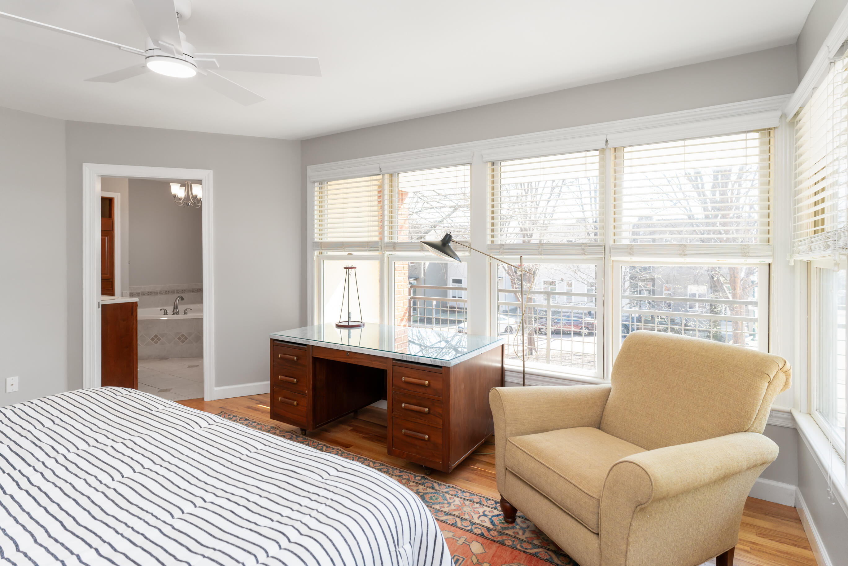 229 W 17th Street