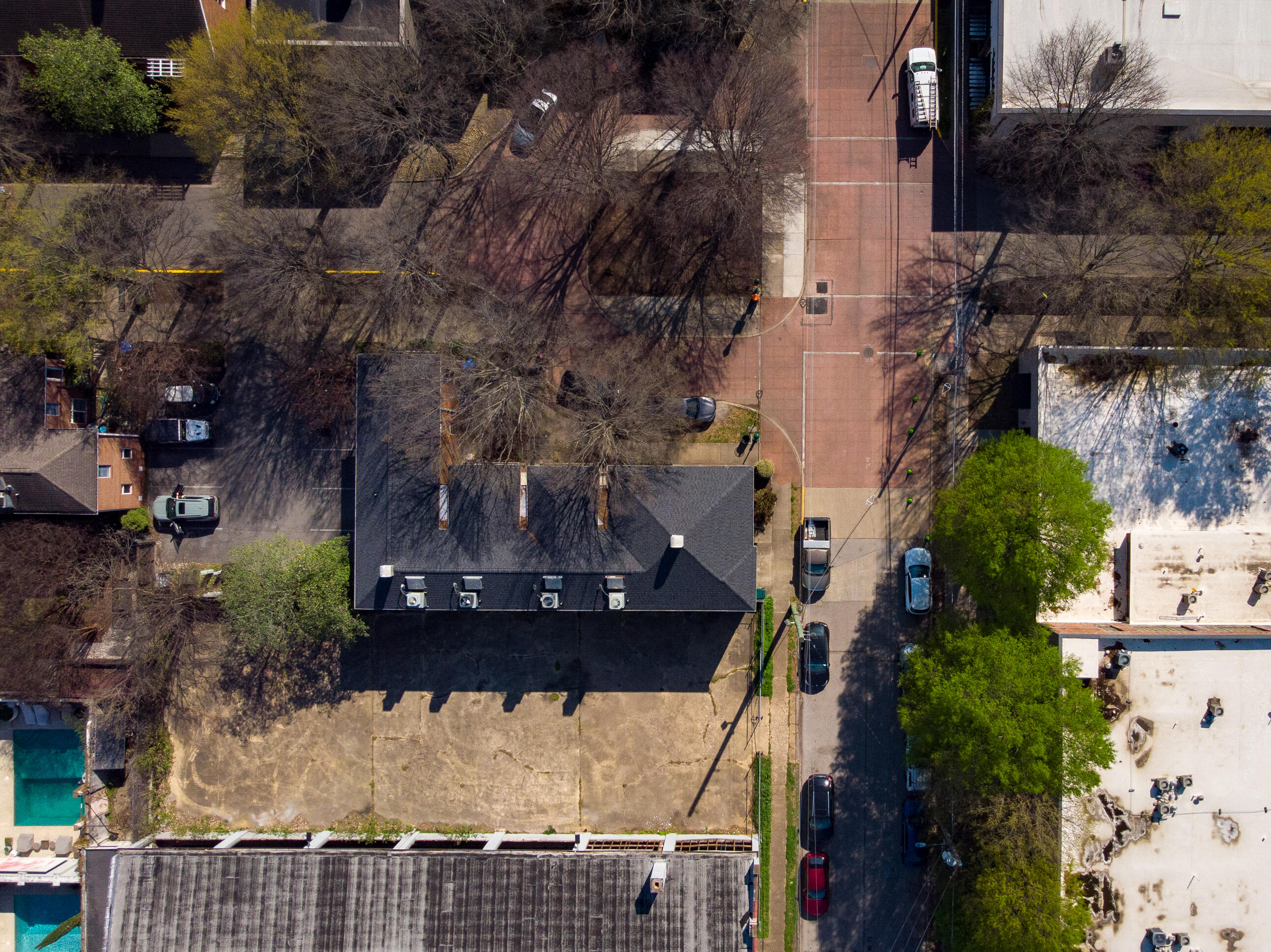 229 W 17th Street