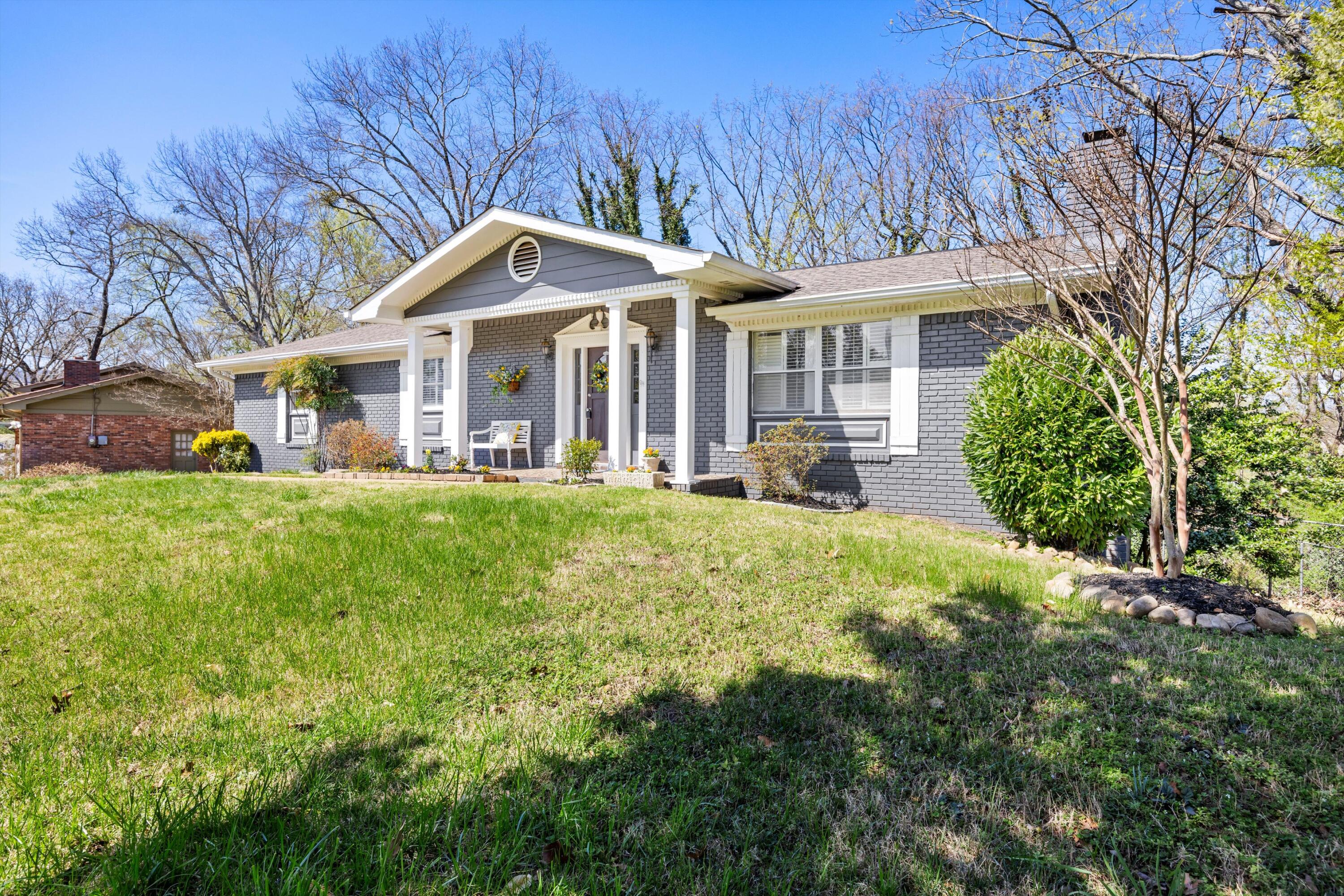 483 King Crest Lane