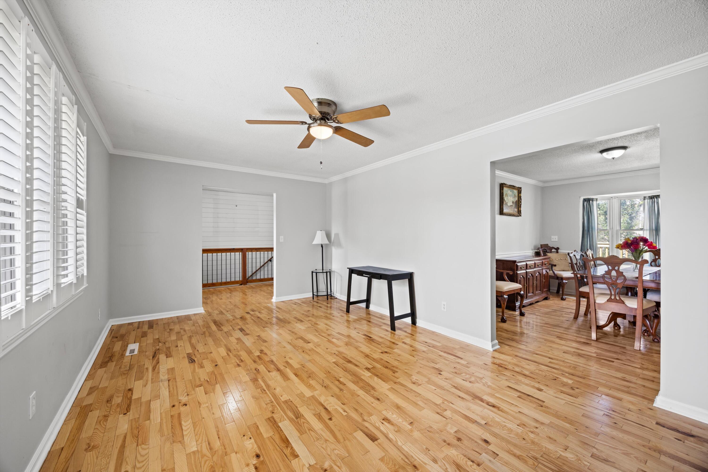 483 King Crest Lane