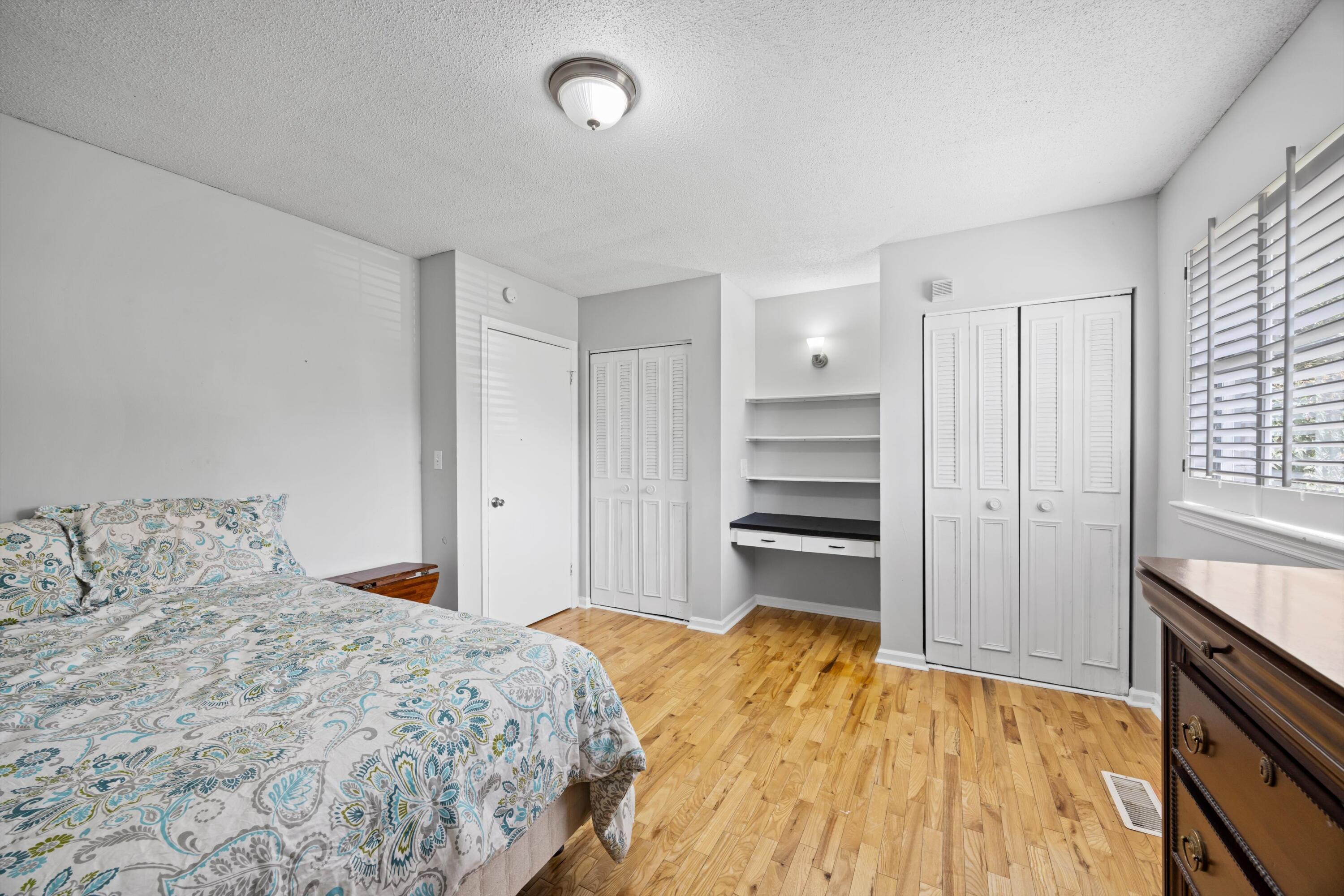 483 King Crest Lane