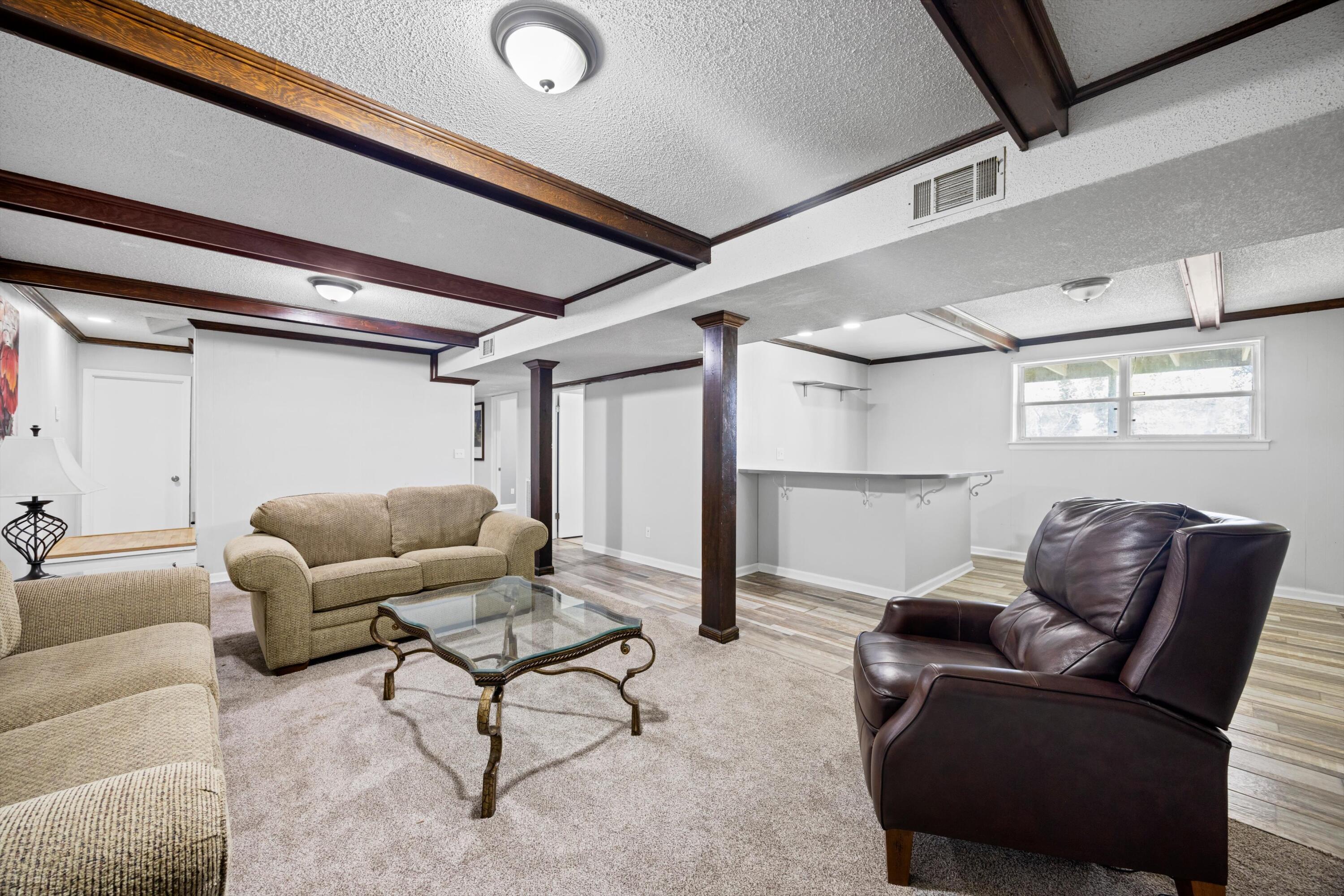483 King Crest Lane