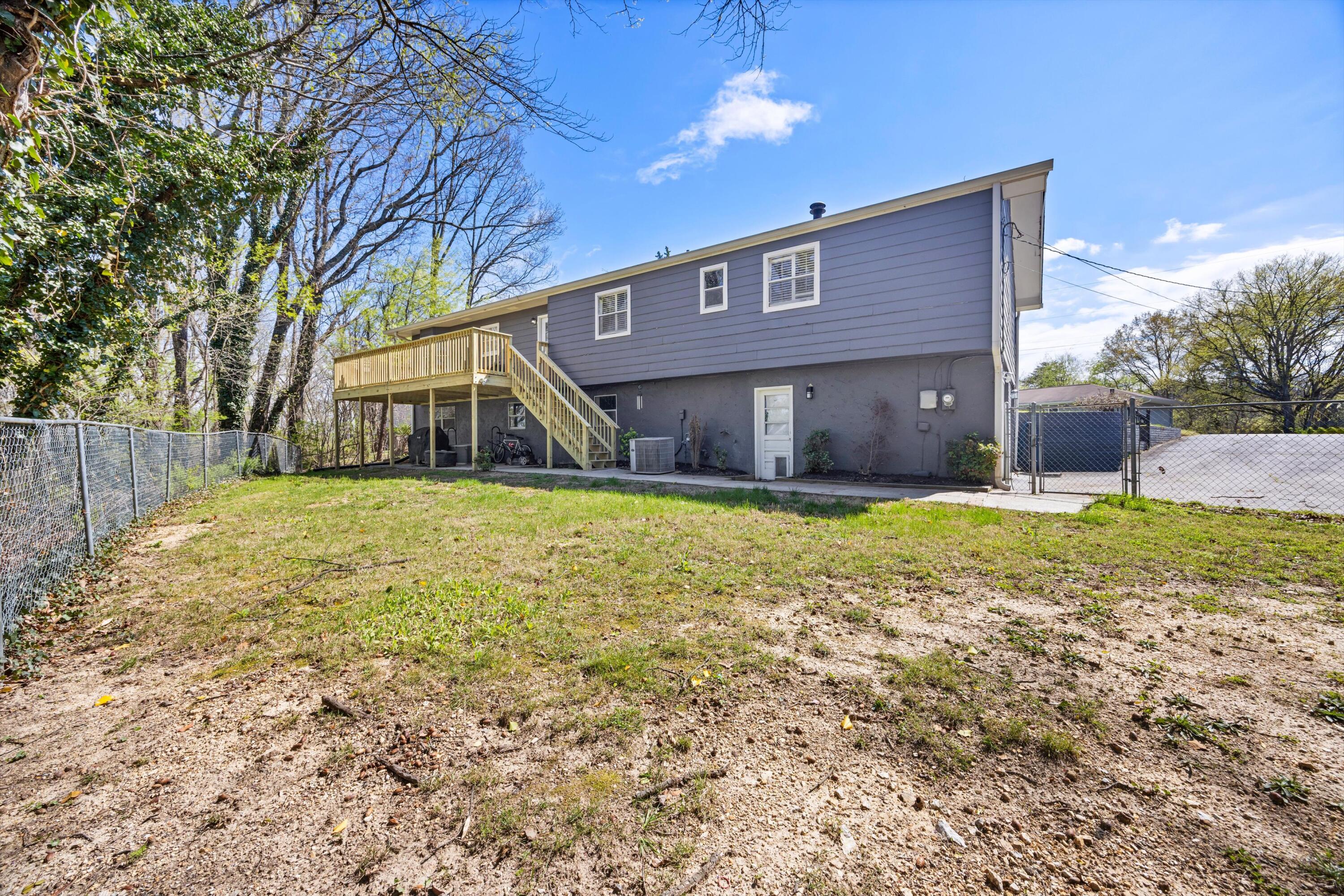 483 King Crest Lane