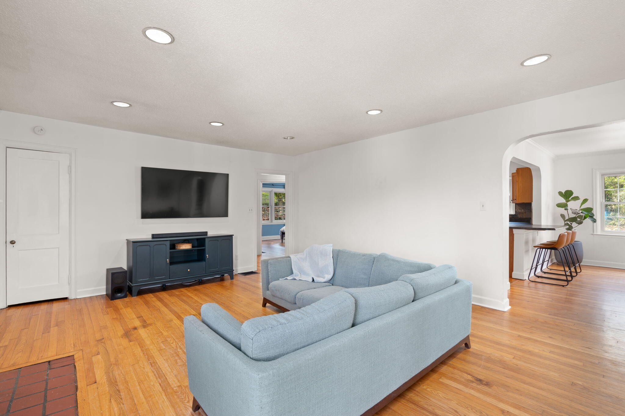 204 Forsythe Street