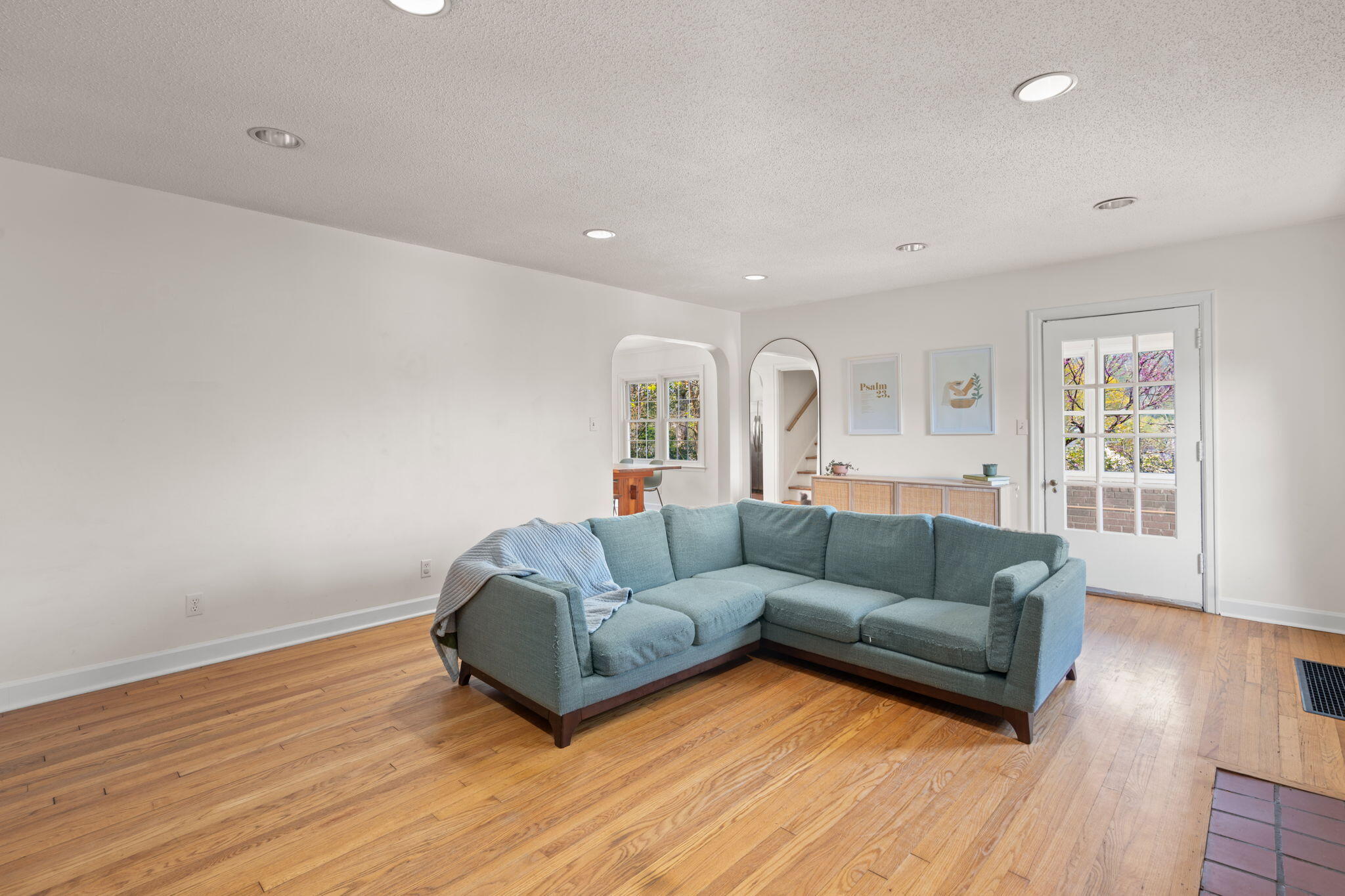 204 Forsythe Street