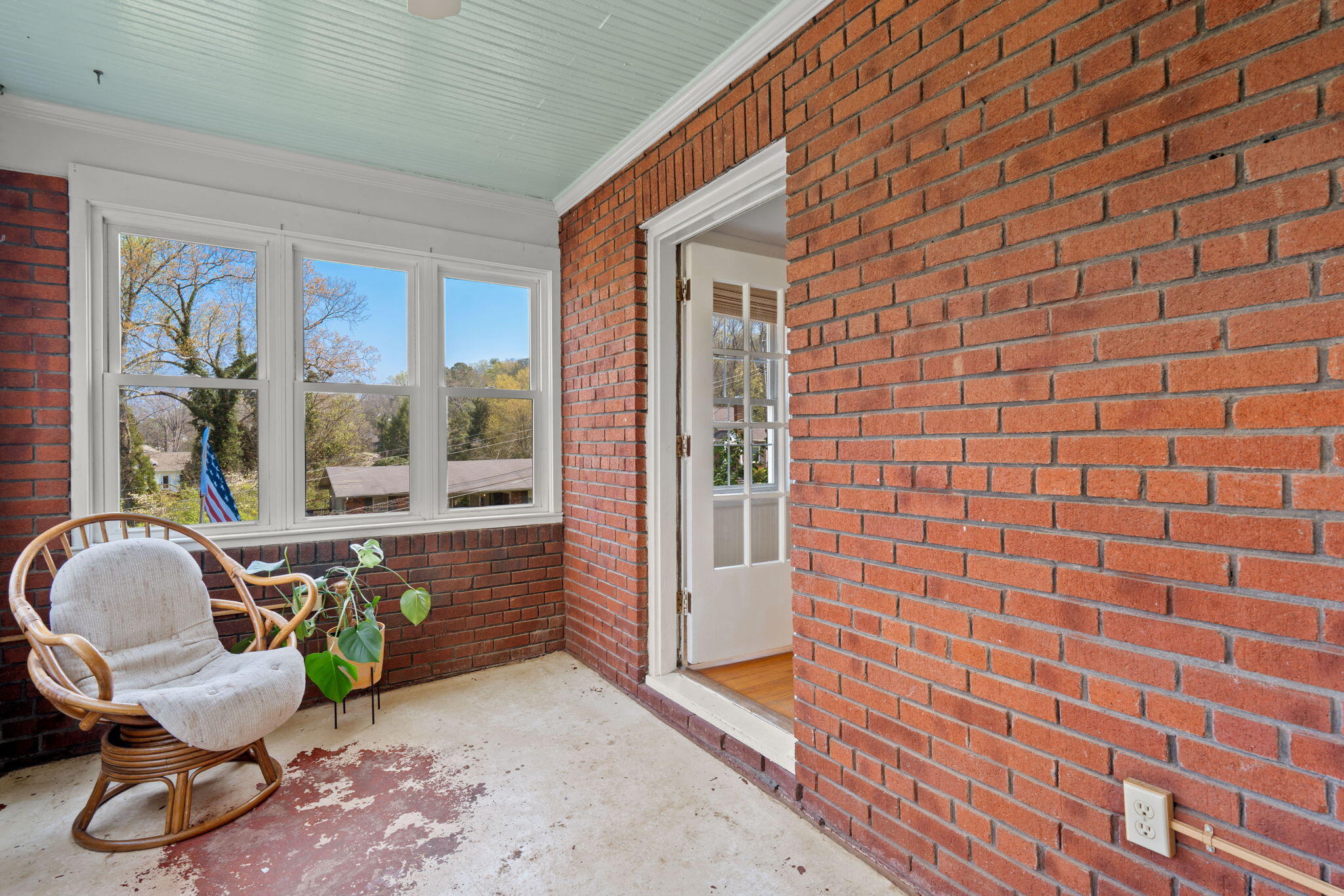 204 Forsythe Street