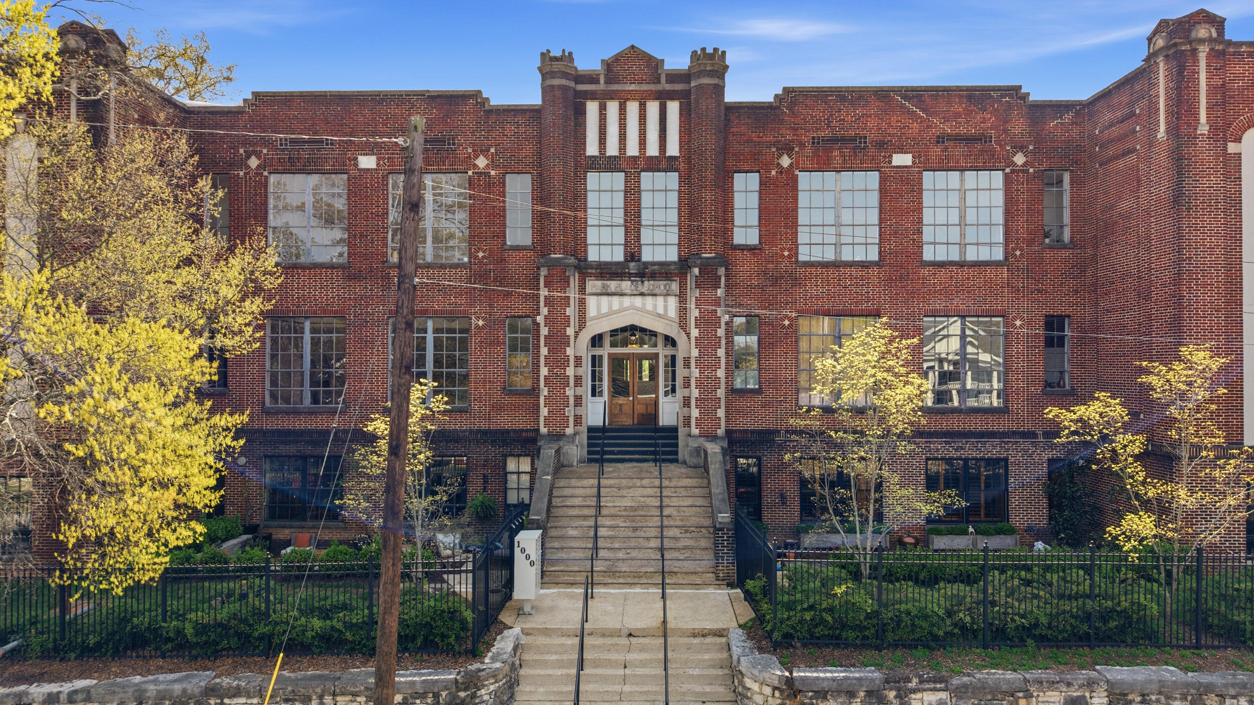 1000 E Martin Luther King Boulevard, 203