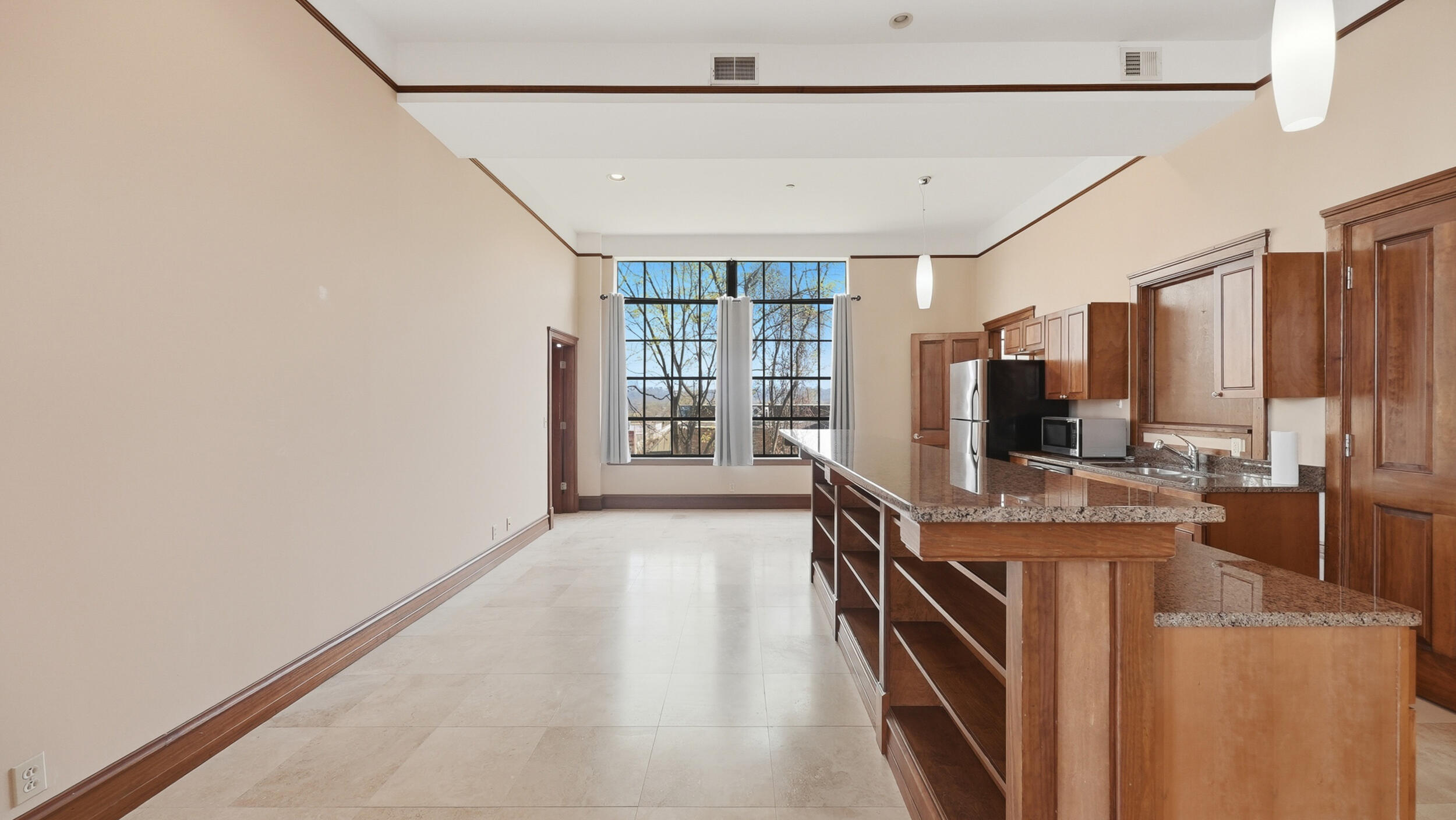 1000 E Martin Luther King Boulevard, 203