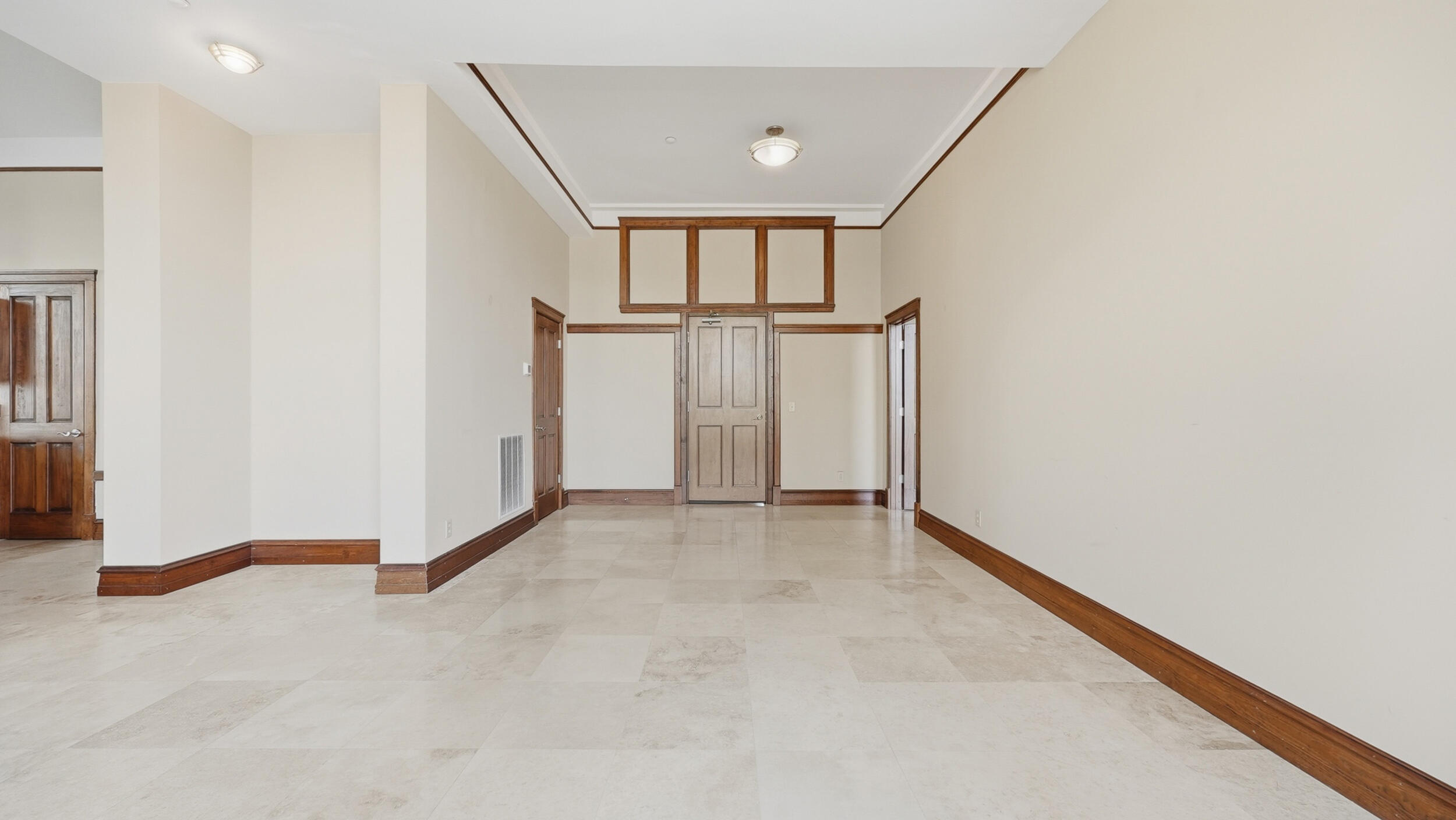 1000 E Martin Luther King Boulevard, 203