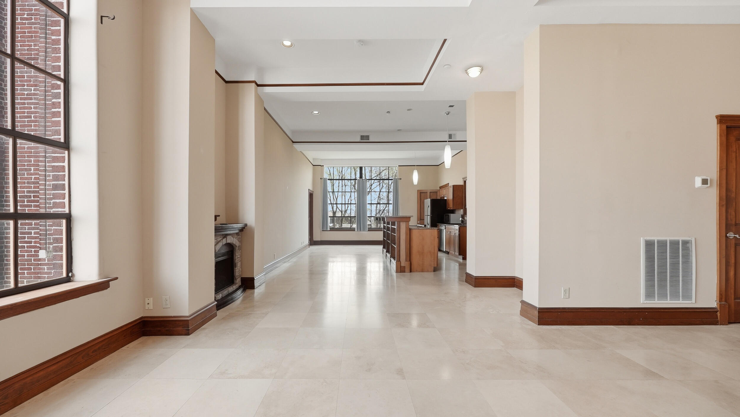 1000 E Martin Luther King Boulevard, 203