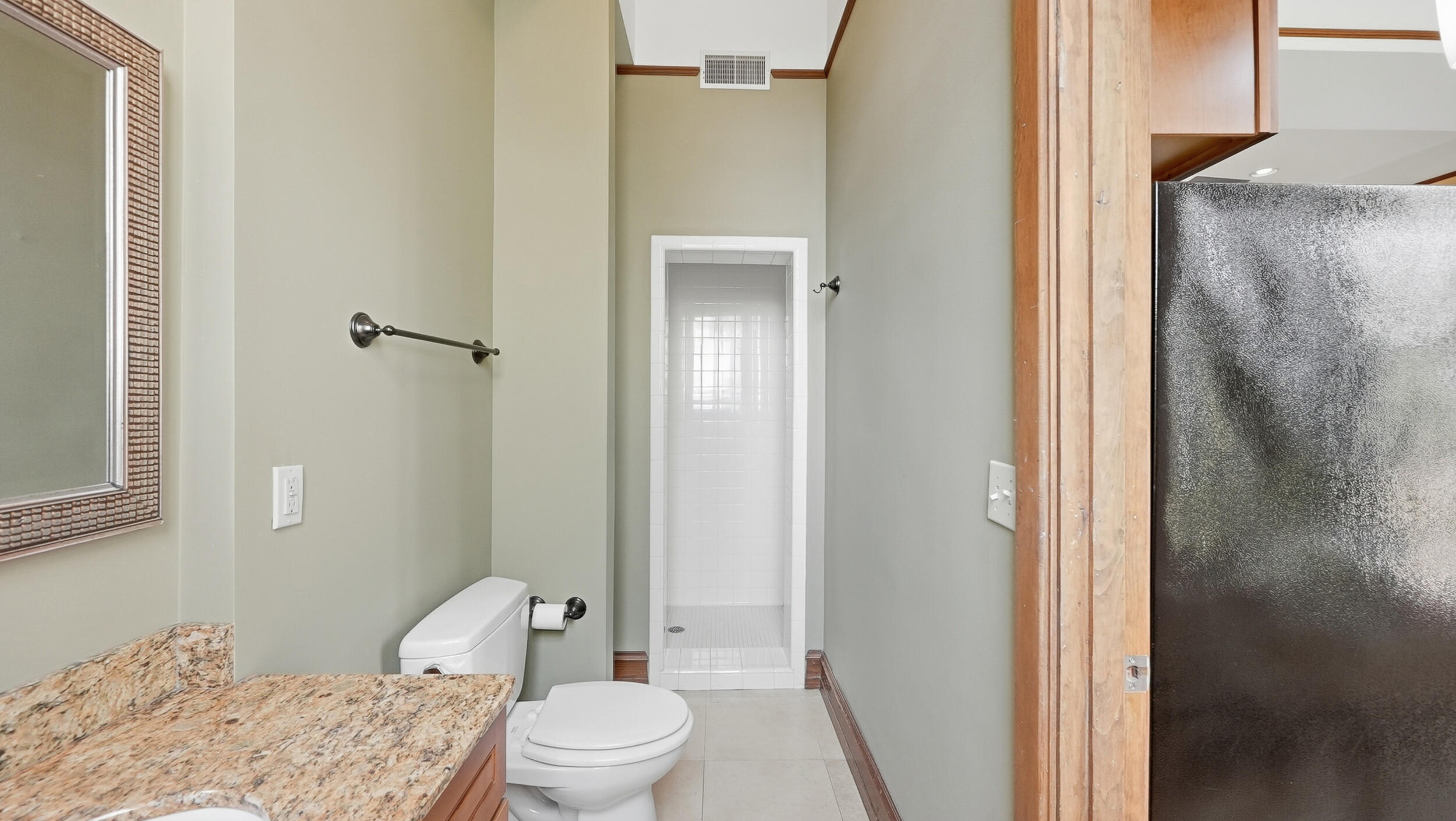 1000 E Martin Luther King Boulevard, 203