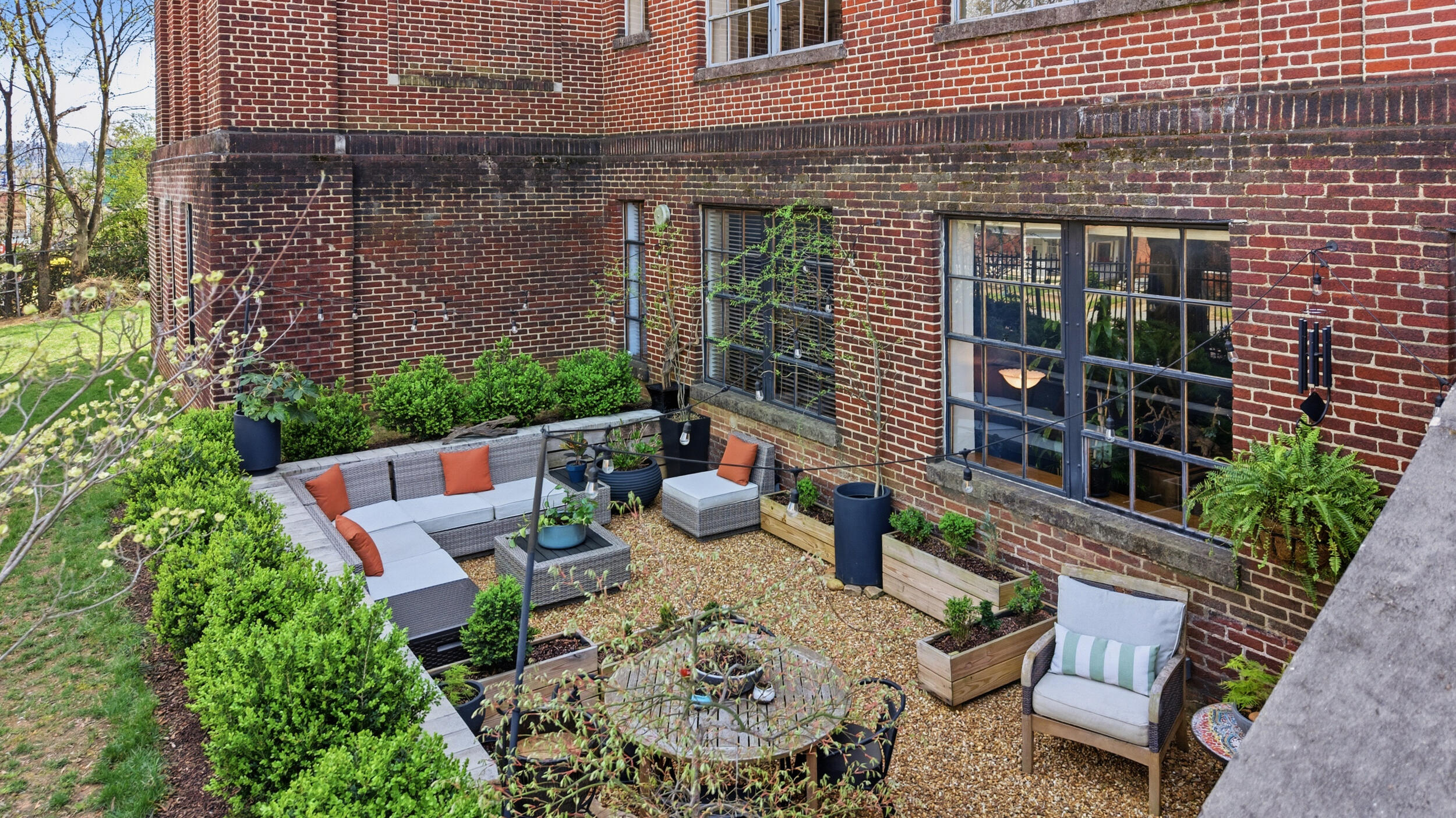 1000 E Martin Luther King Boulevard, 203