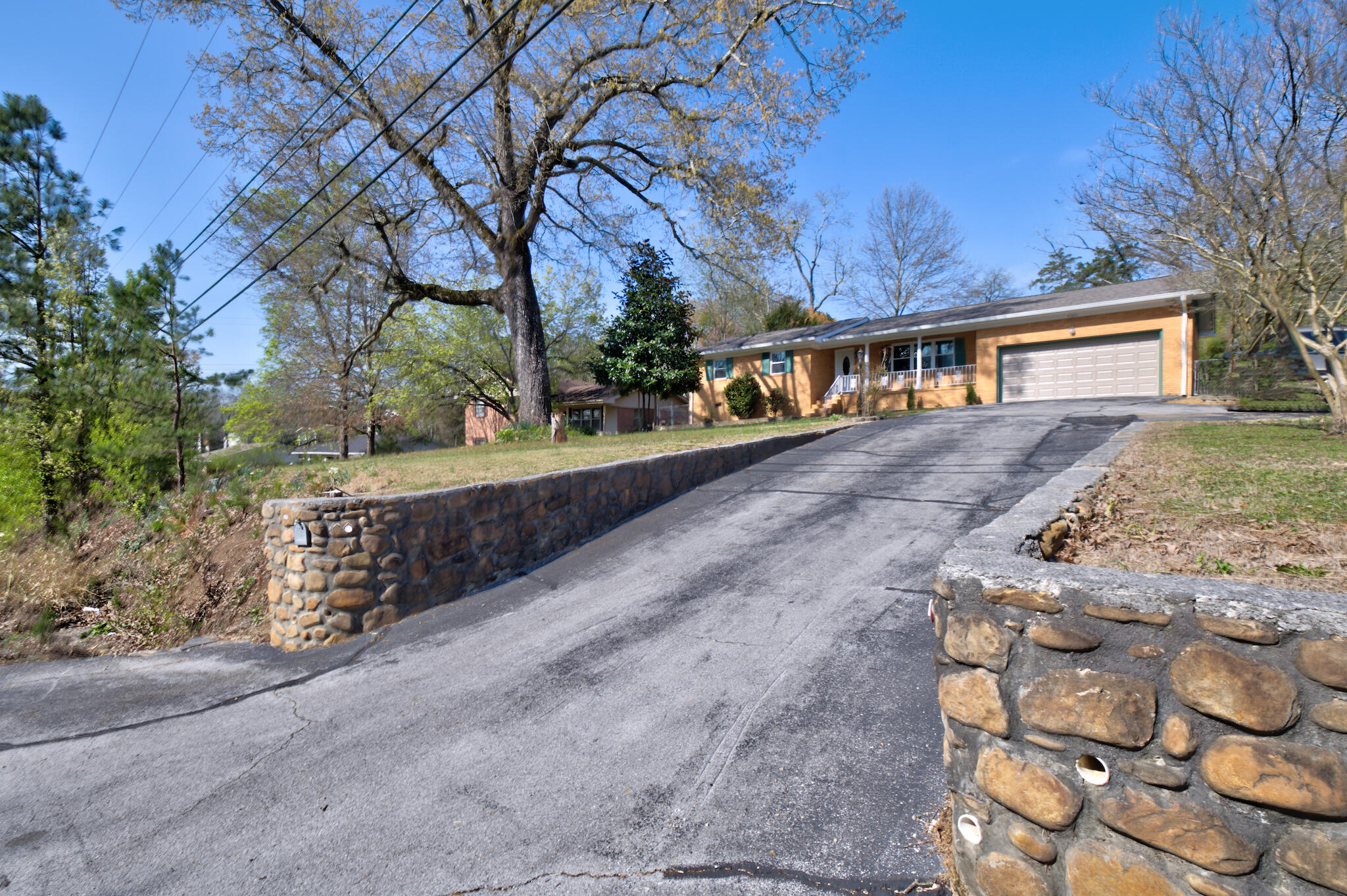 4323 Norcross Road