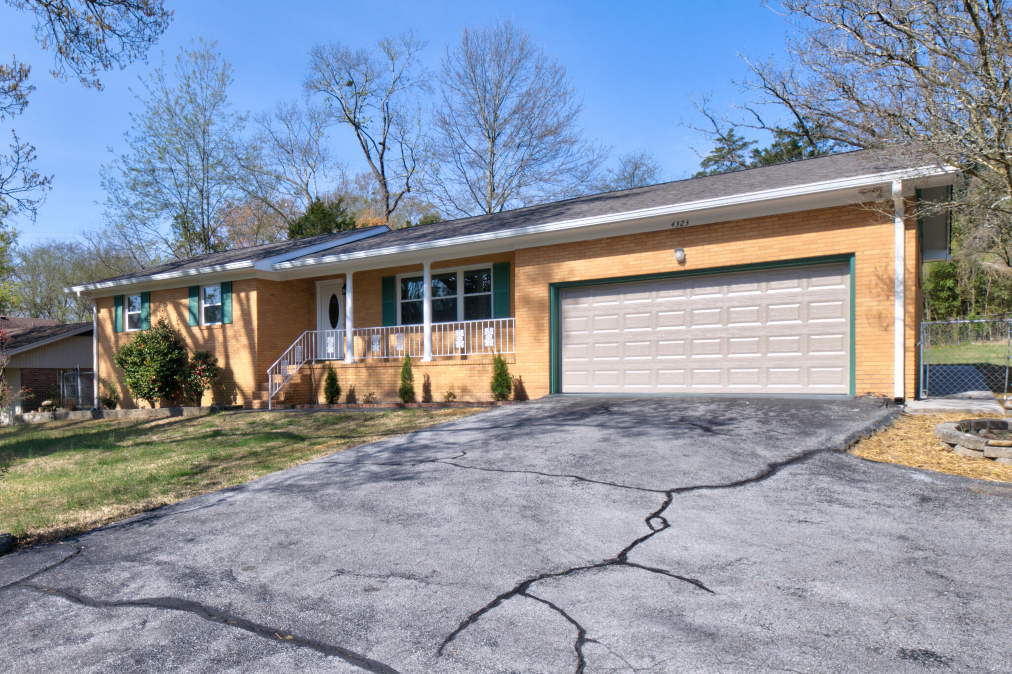 4323 Norcross Road