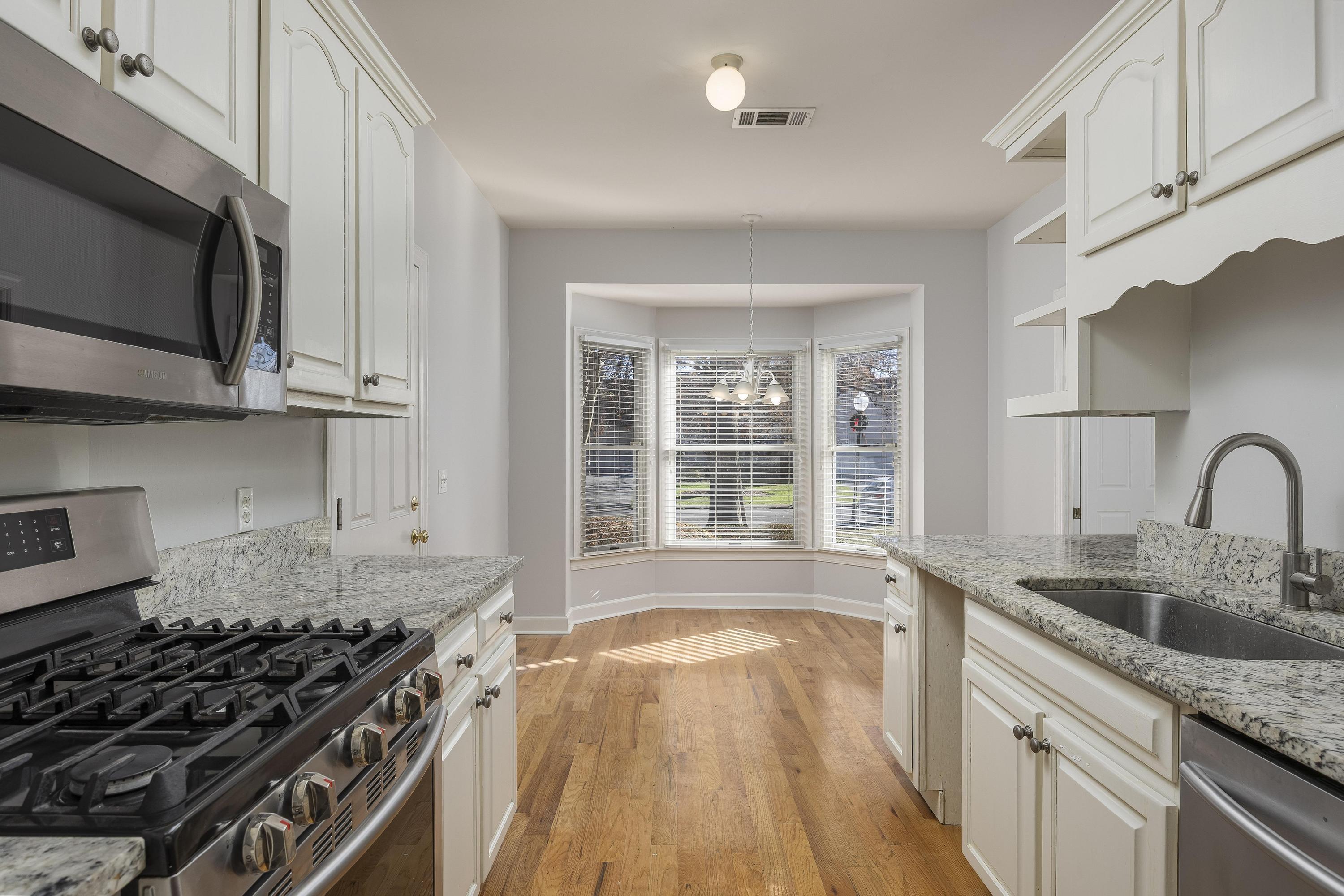 1006 Southbridge Lane