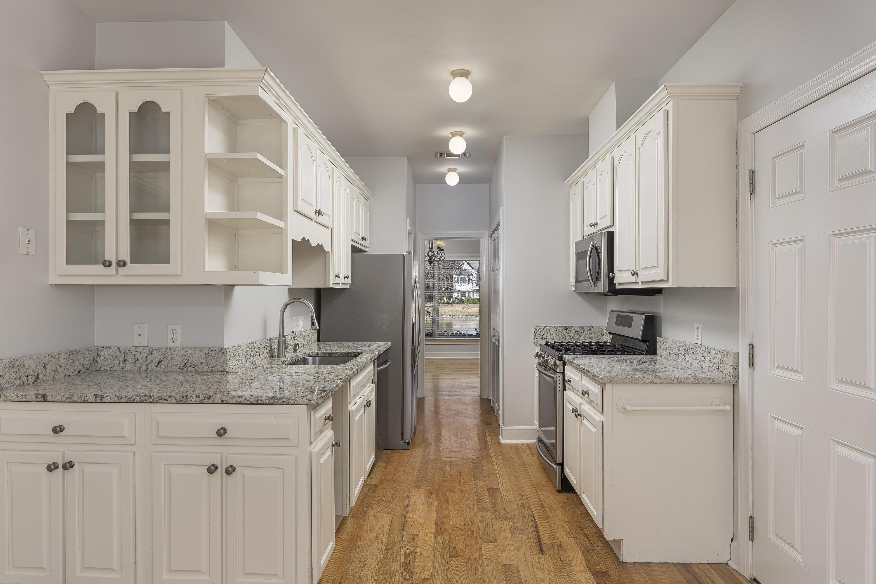 1006 Southbridge Lane