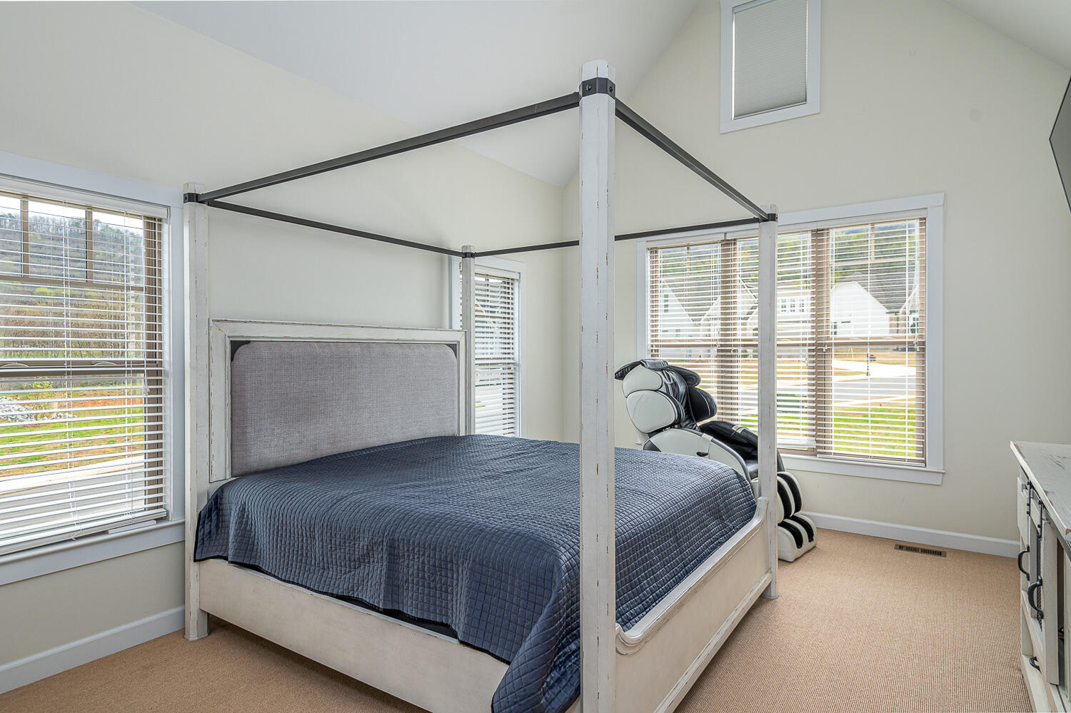 7724 Peppertree Drive
