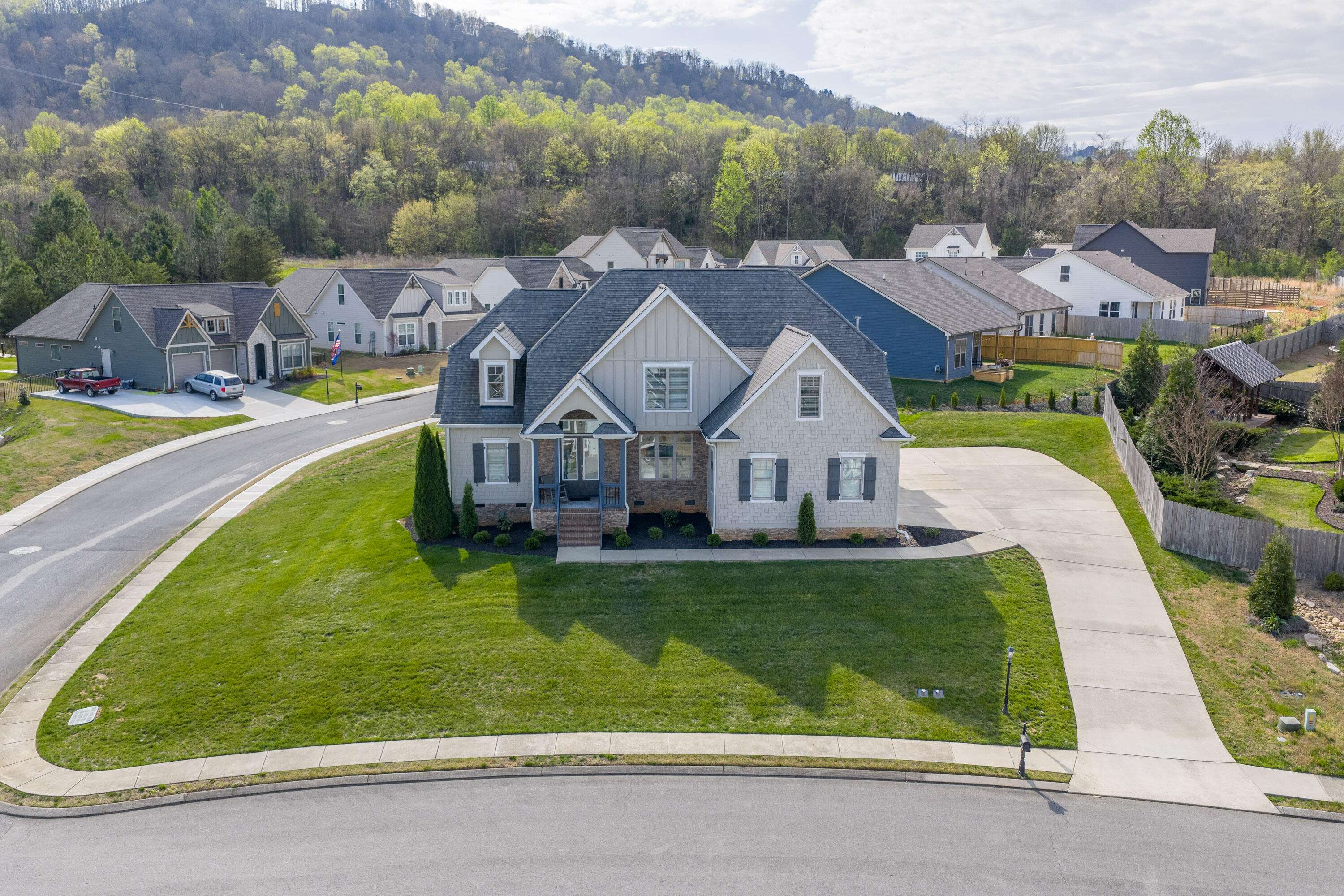 7724 Peppertree Drive