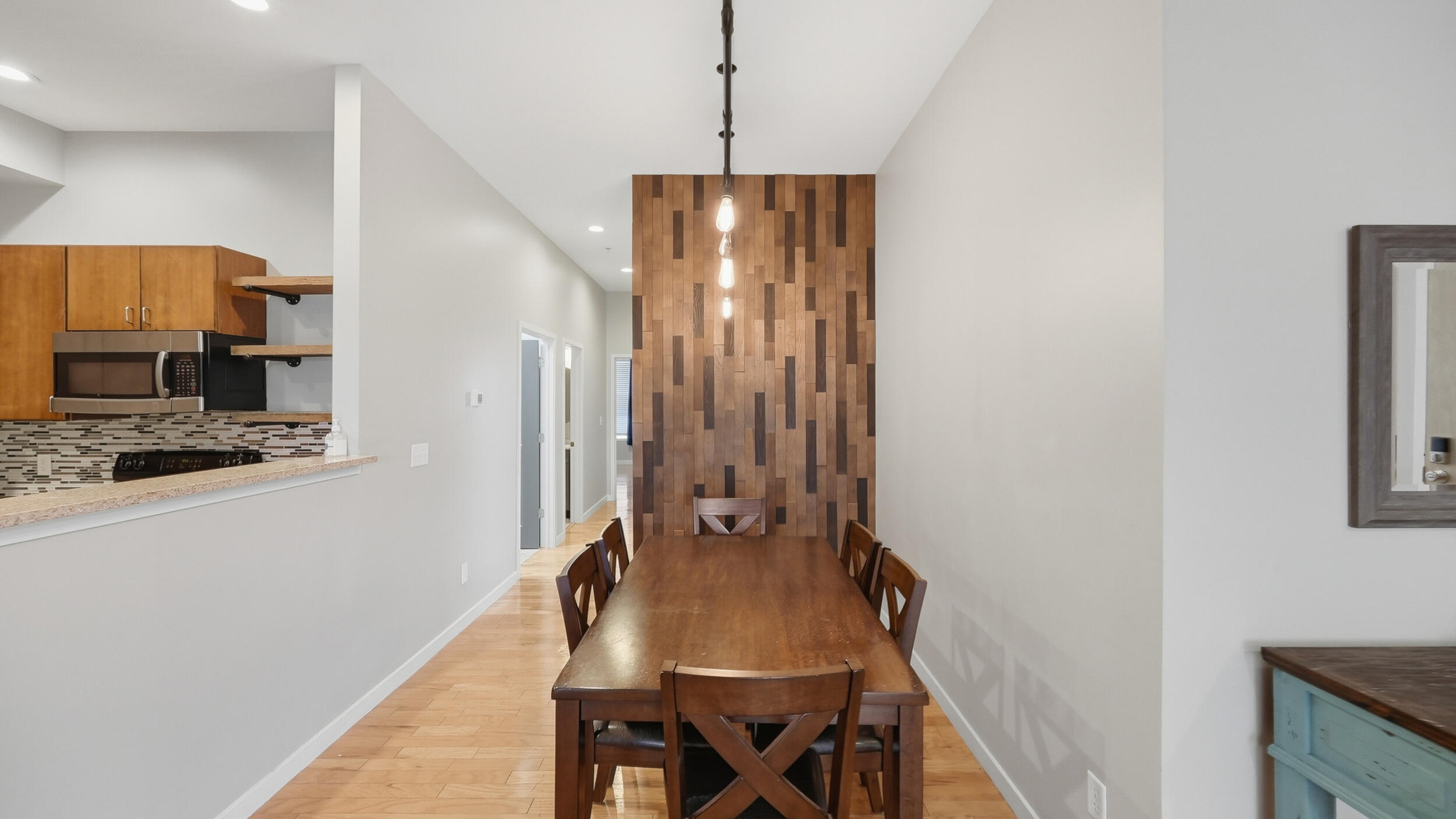 863 Flynn Street, 104