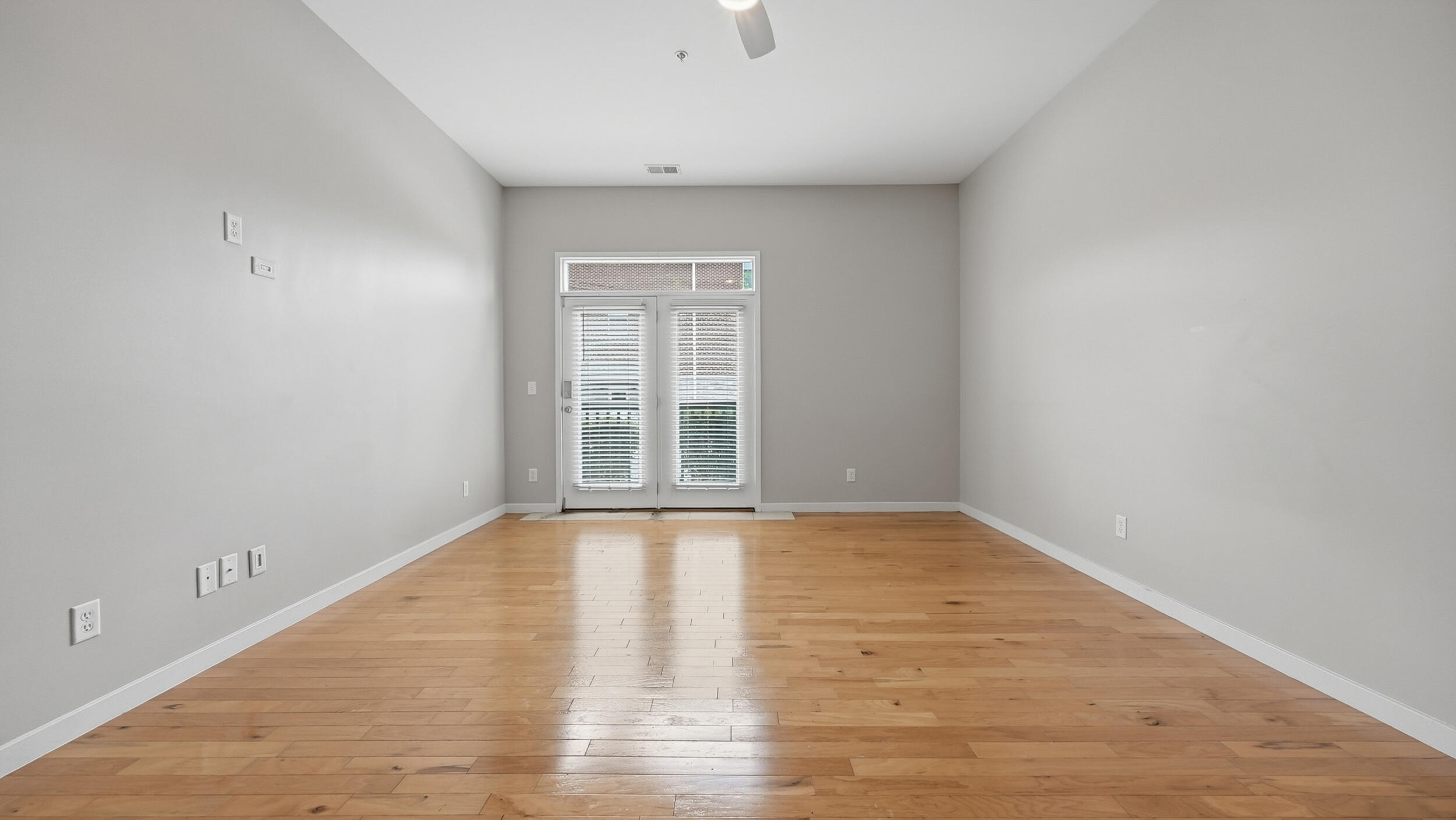 863 Flynn Street, 104