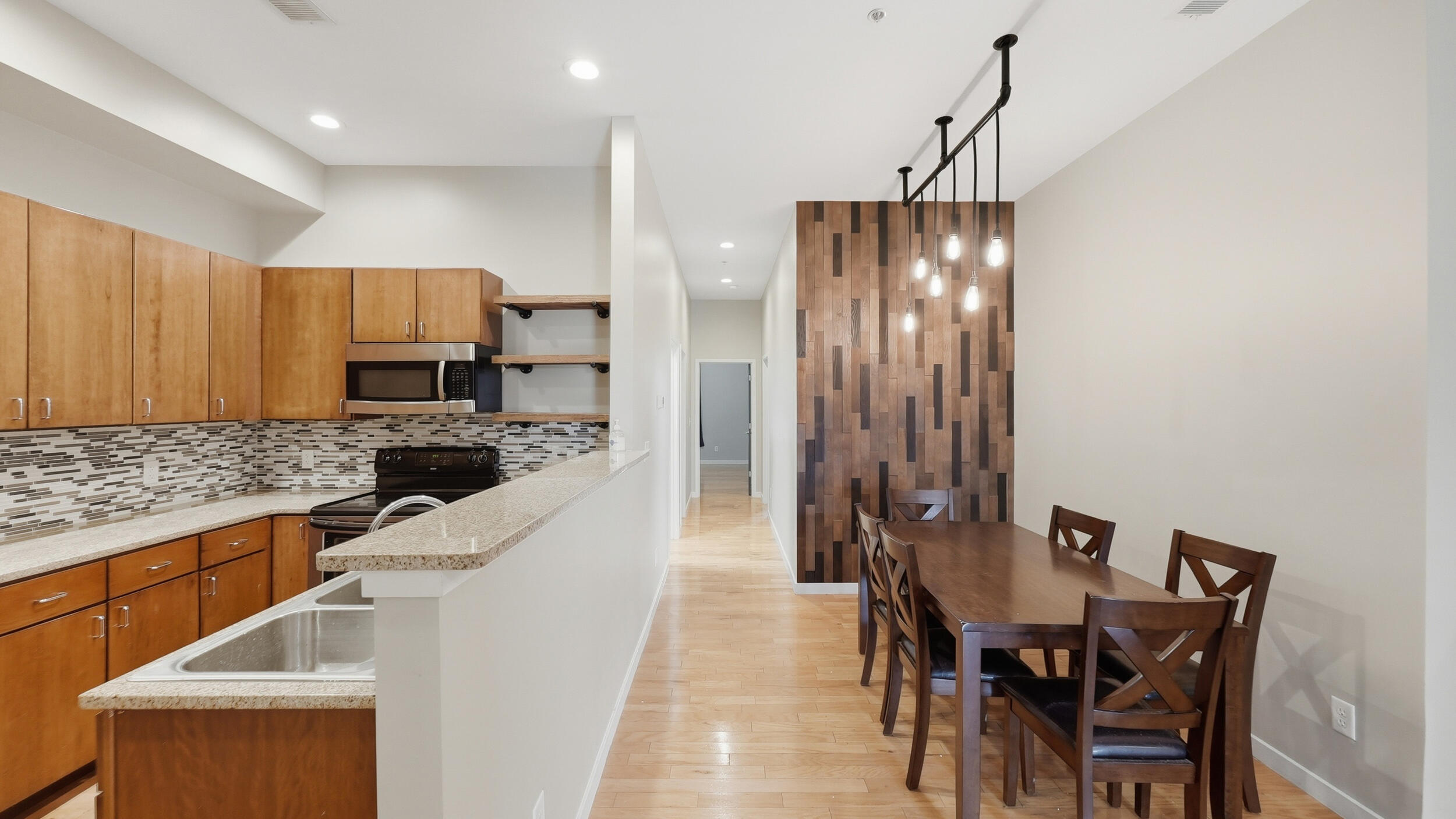 863 Flynn Street, 104