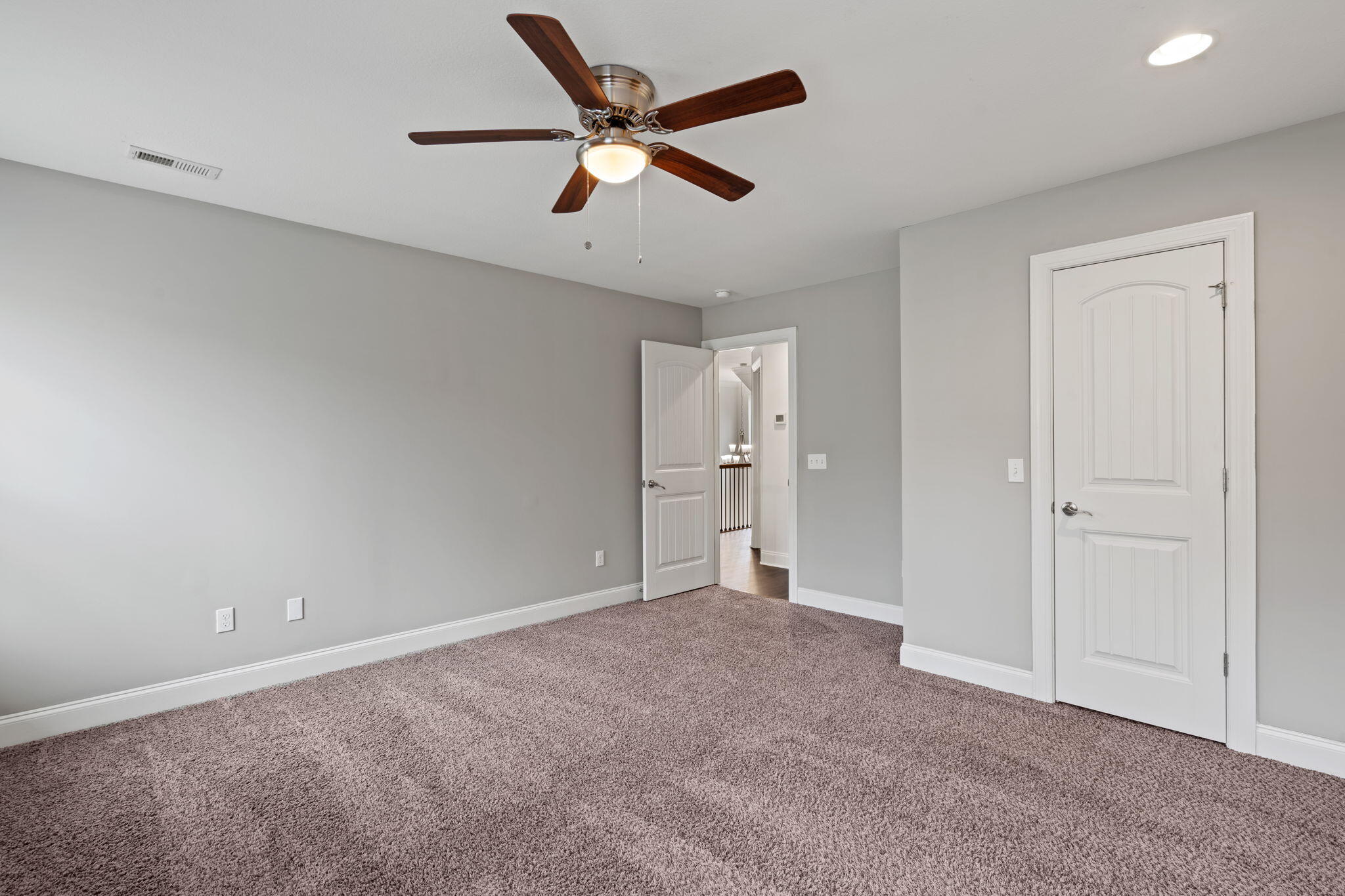 8229 Pierpoint Drive