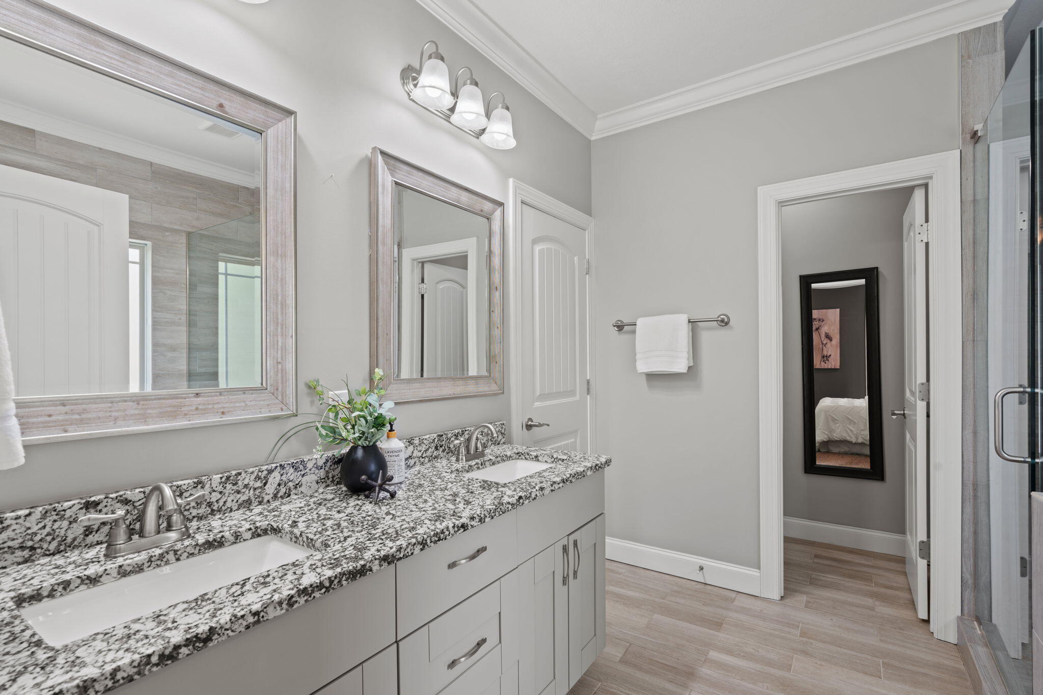 8229 Pierpoint Drive