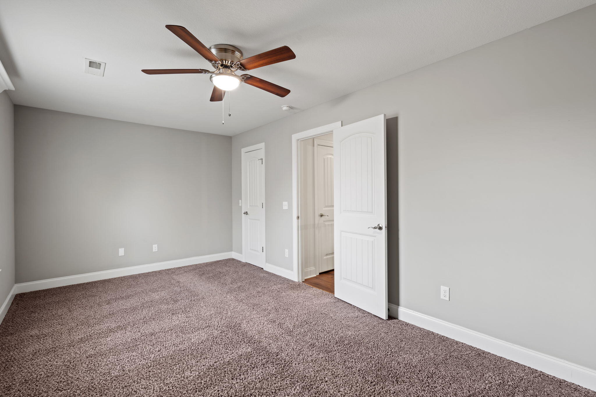 8229 Pierpoint Drive