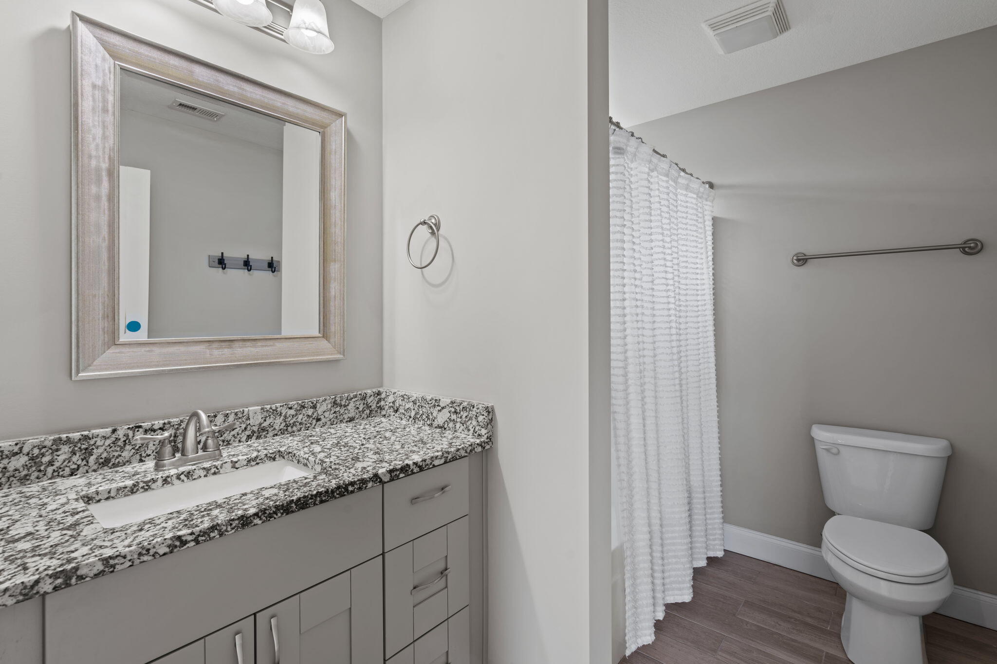 8229 Pierpoint Drive