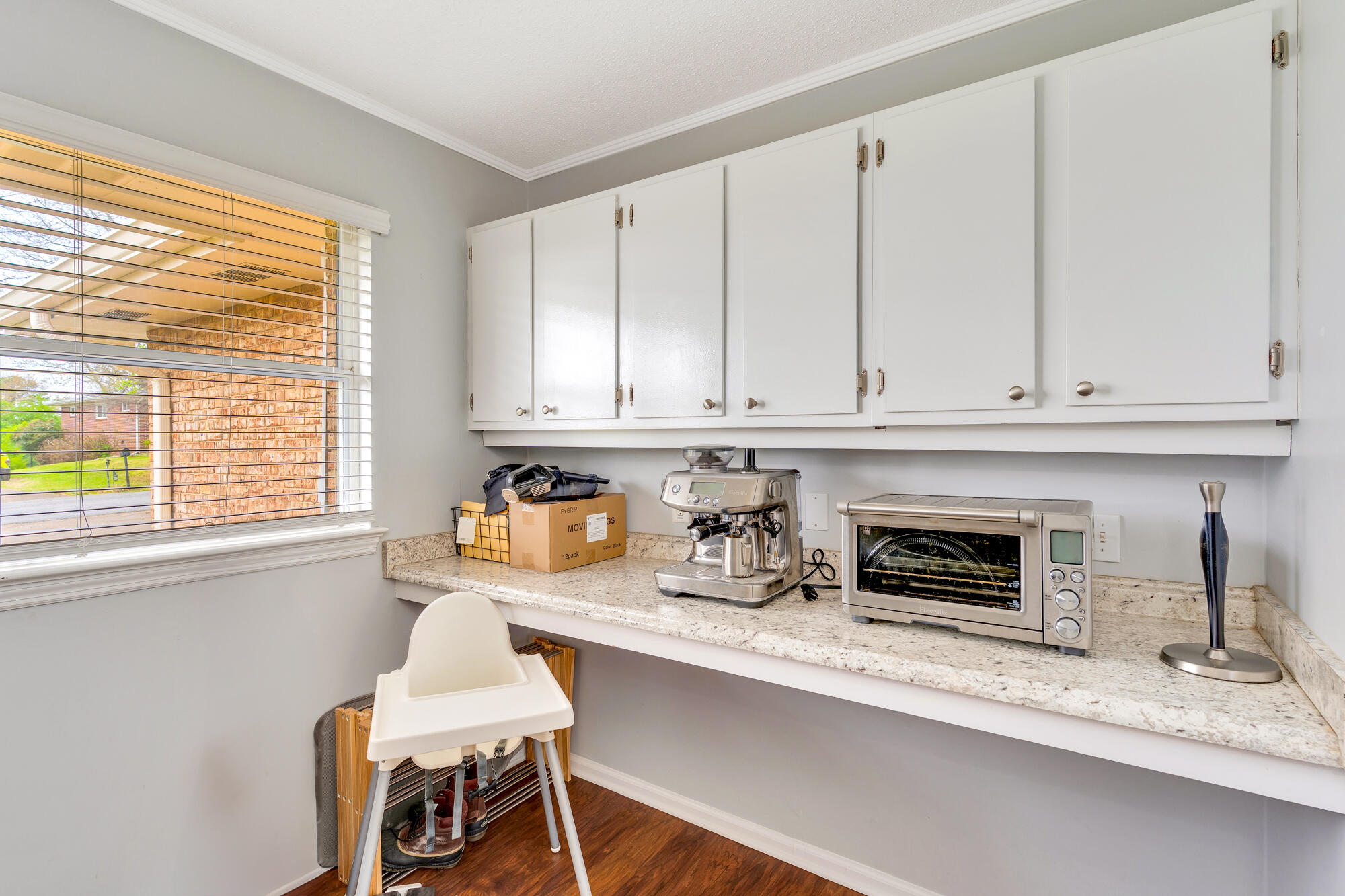 1325 Highland Road