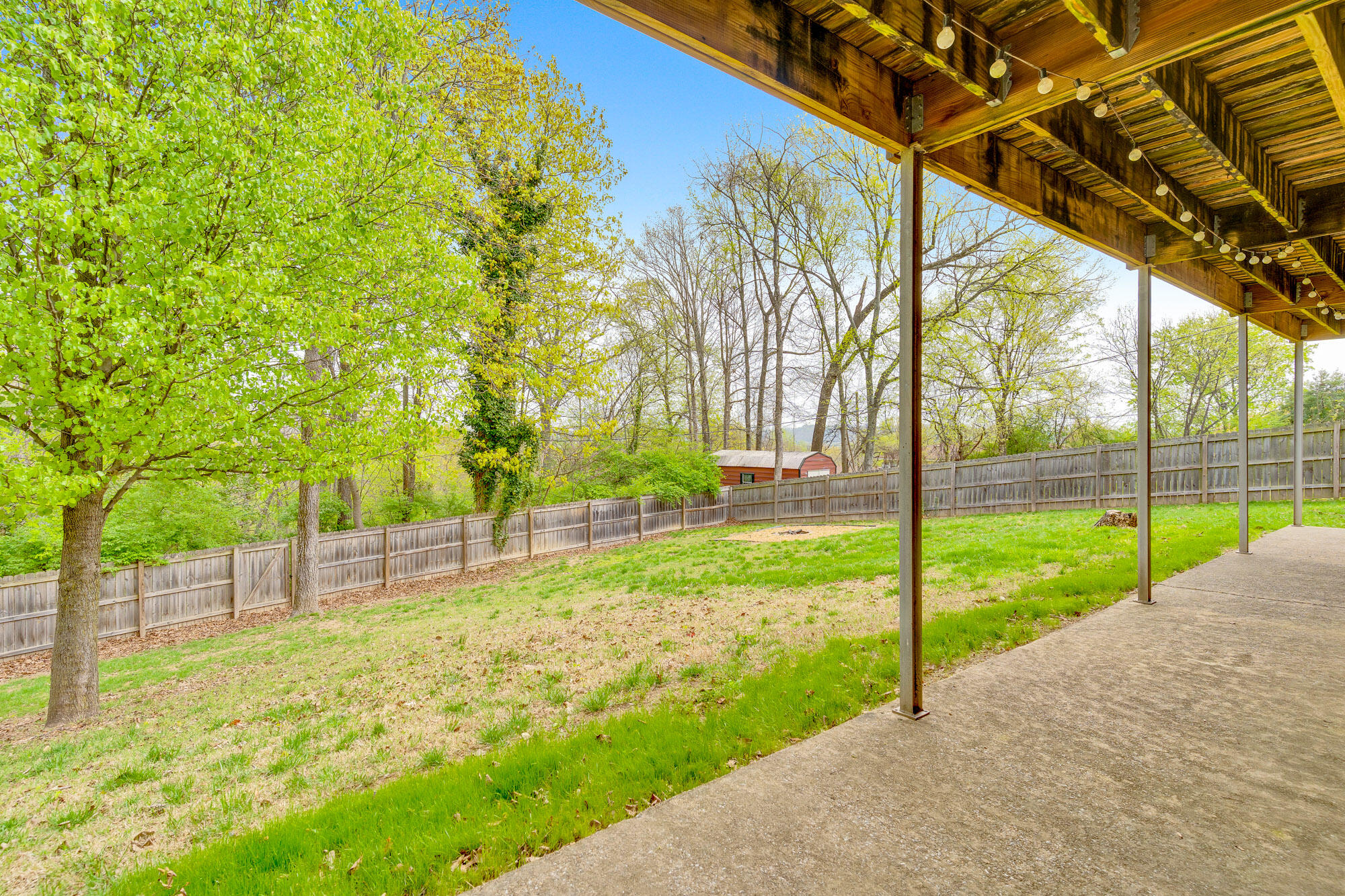 1325 Highland Road