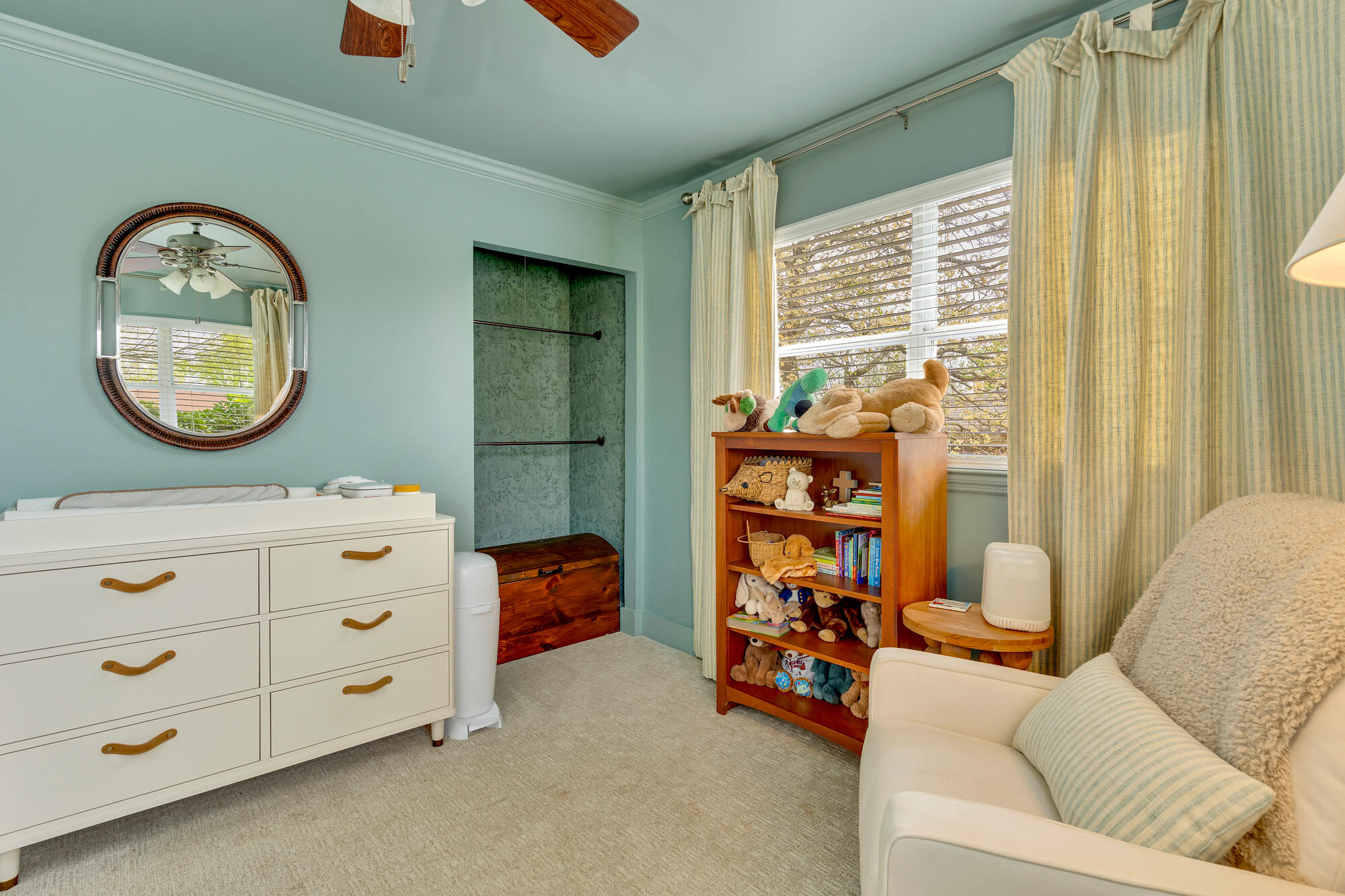 1325 Highland Road