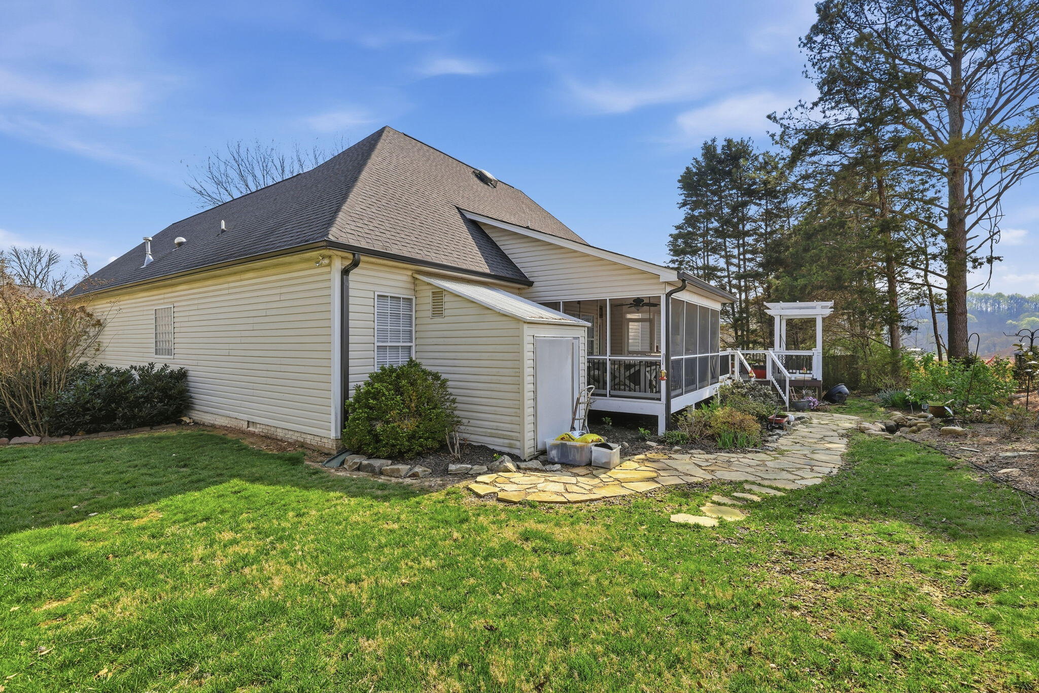 3647 Bentwood Cove Drive