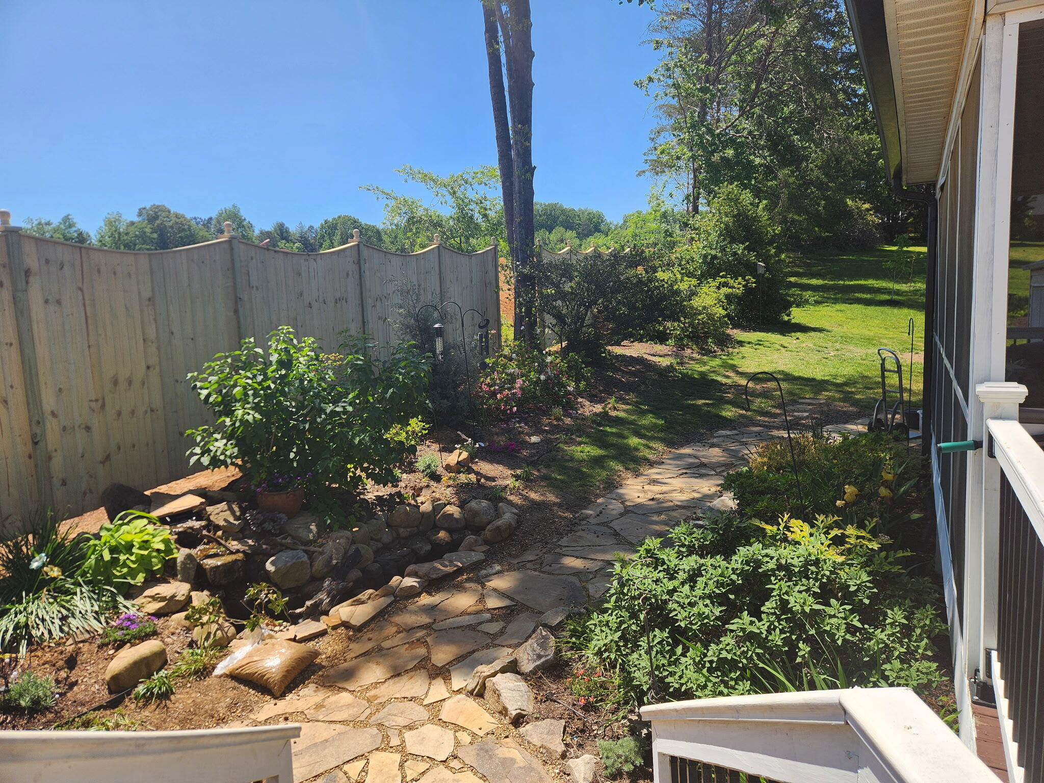 3647 Bentwood Cove Drive