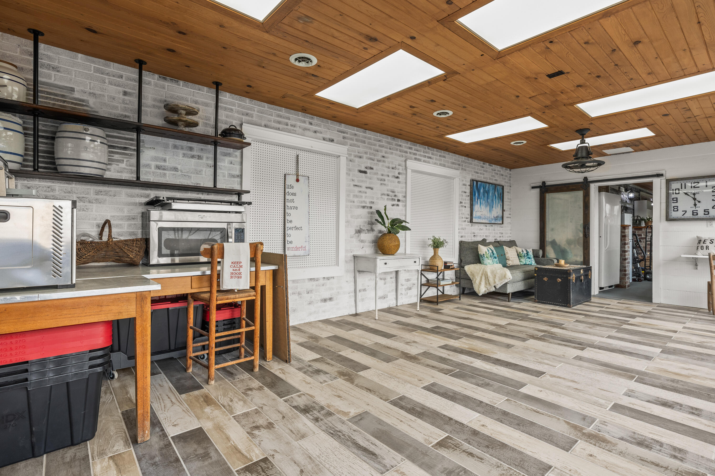 7174 White Oak Valley Road, McDonald