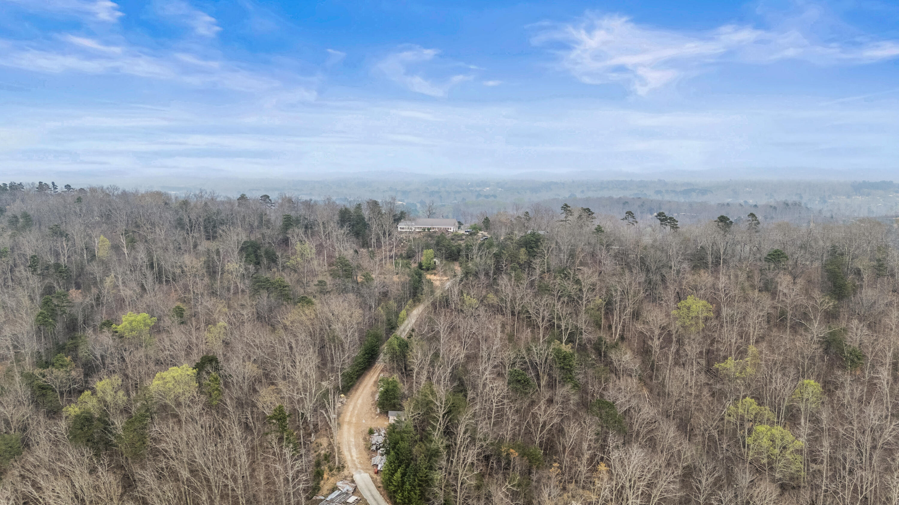 7174 White Oak Valley Road, McDonald