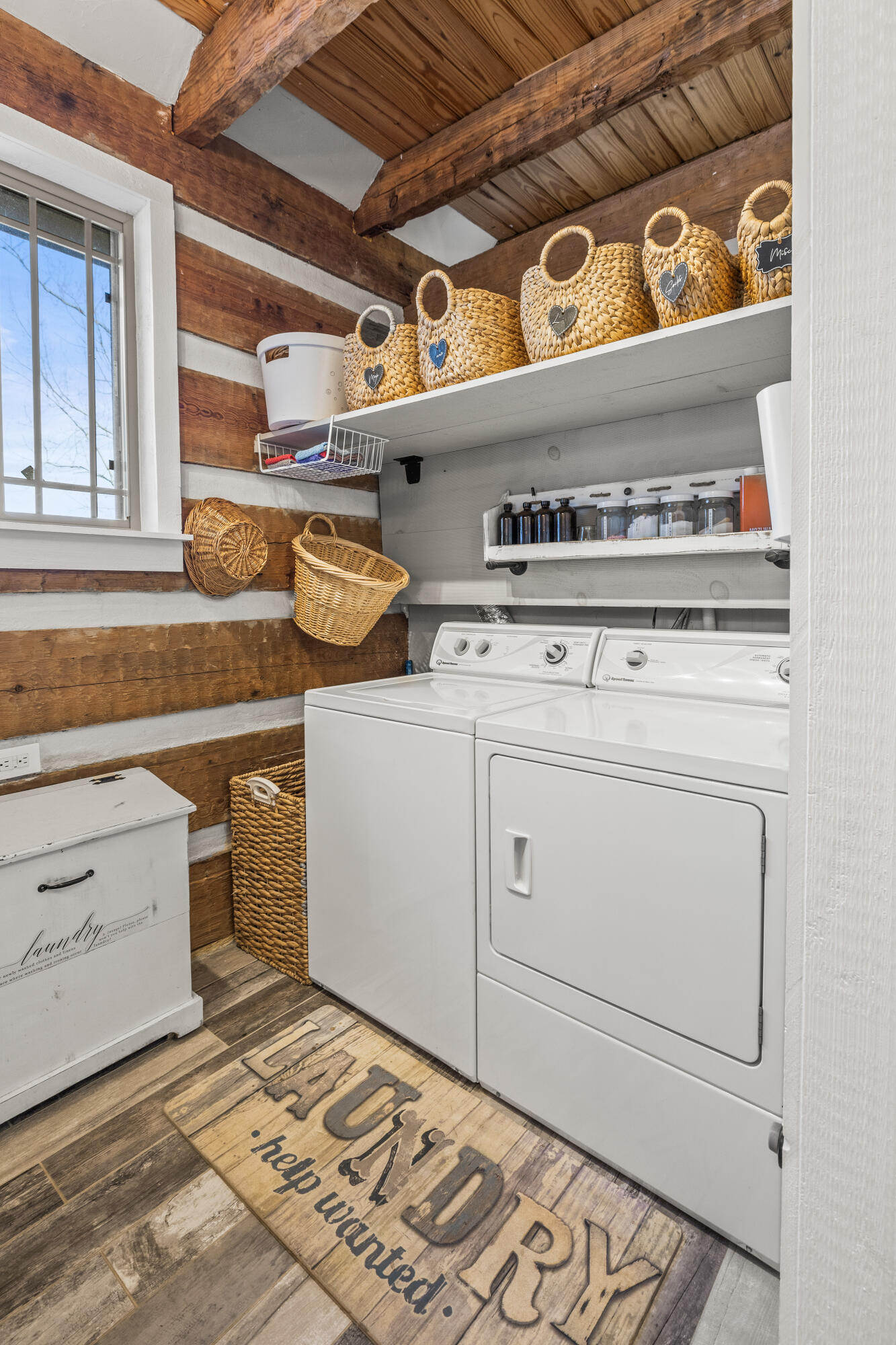7174 White Oak Valley Road, McDonald