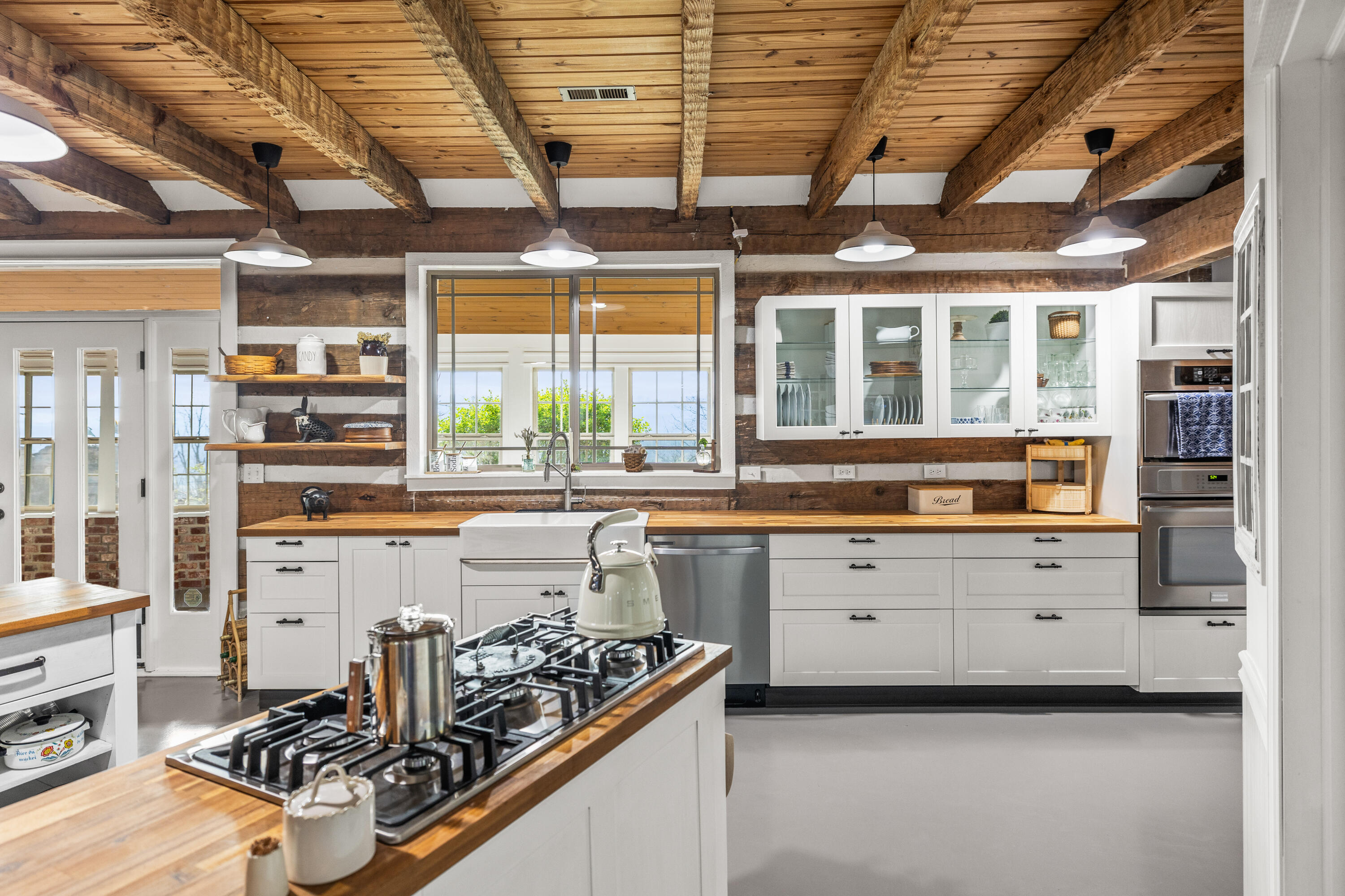 7174 White Oak Valley Road, McDonald