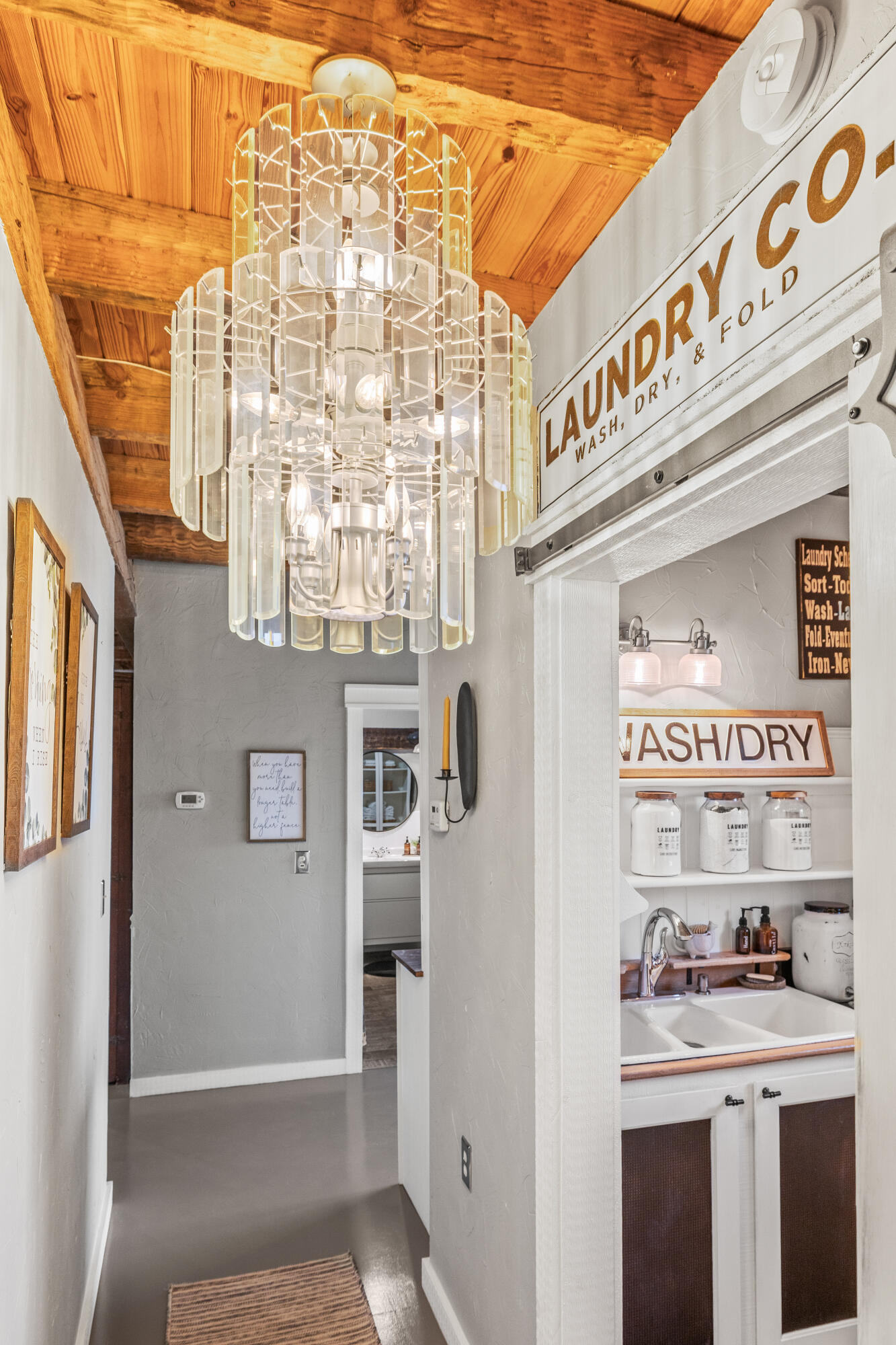 7174 White Oak Valley Road, McDonald