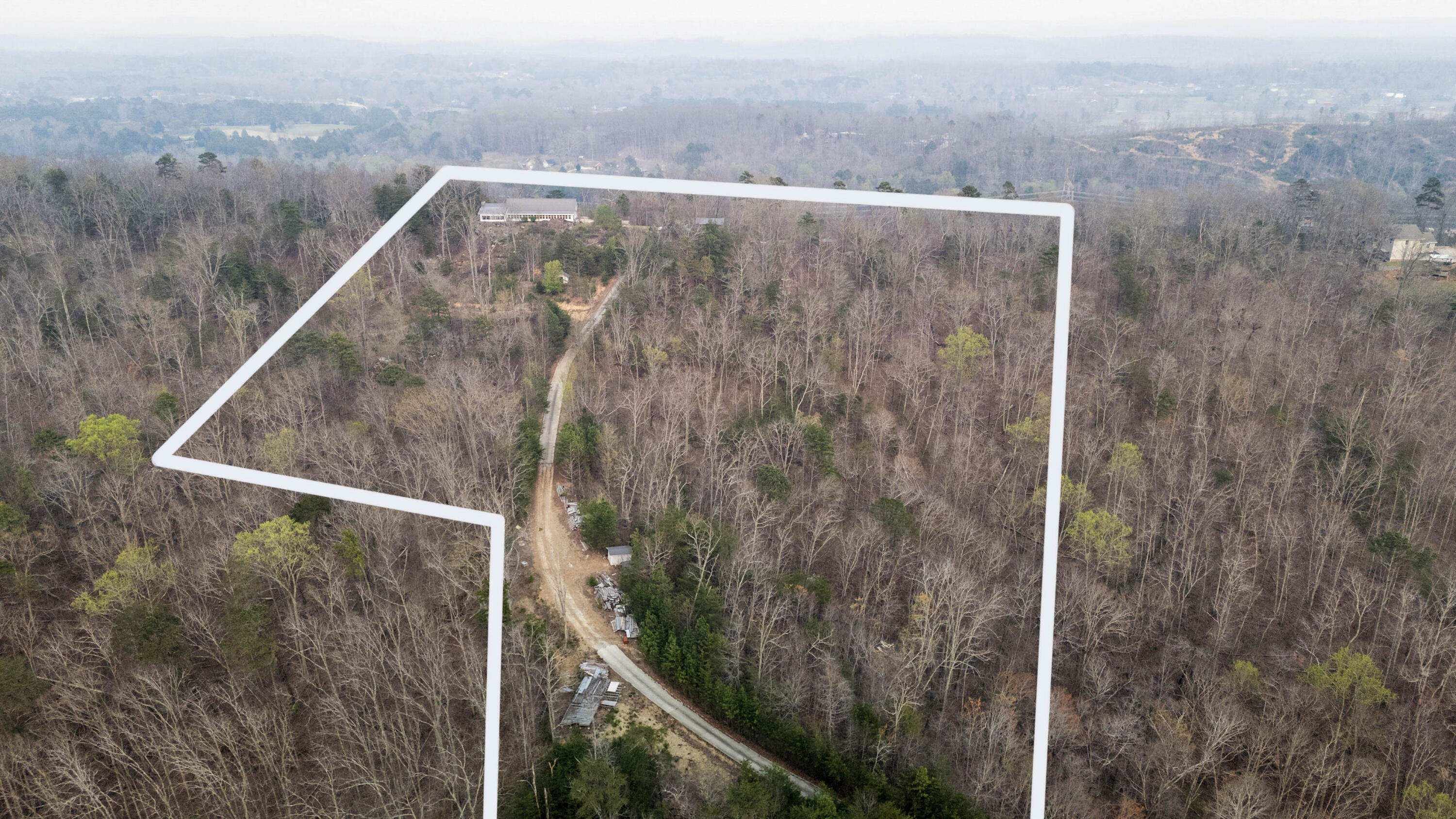 7174 White Oak Valley Road, McDonald