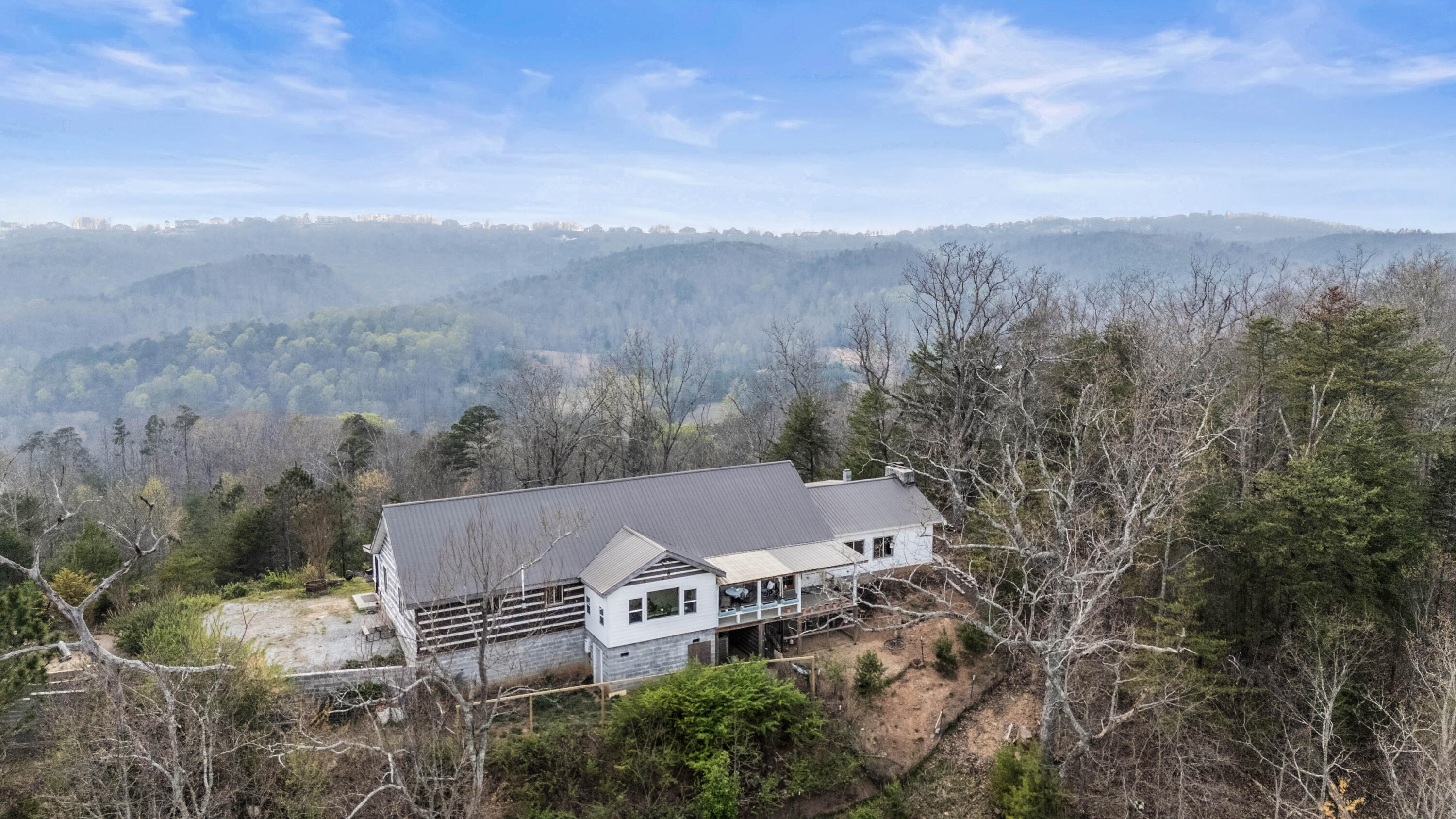7174 White Oak Valley Road, McDonald
