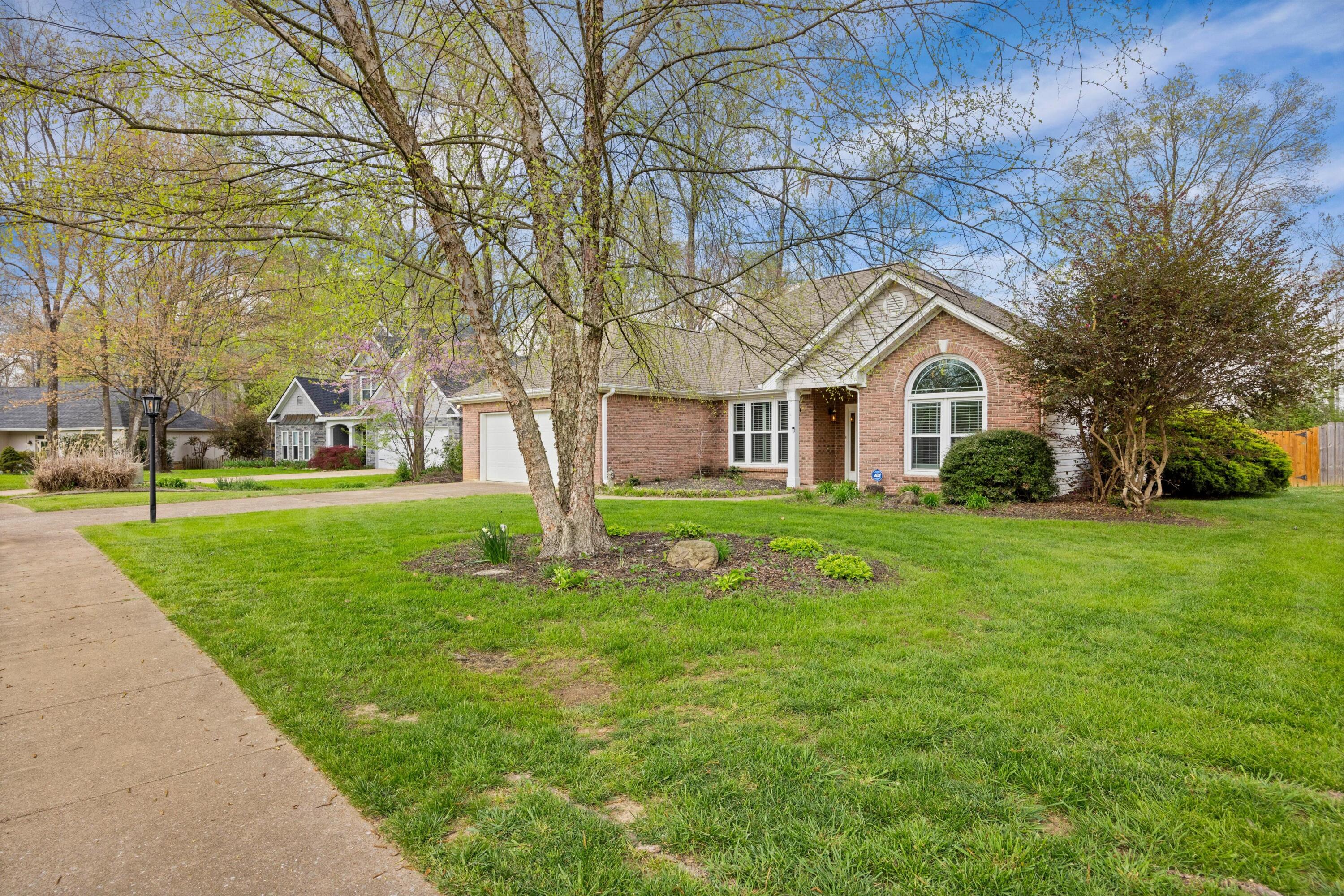 1621 Gunston Hall Road