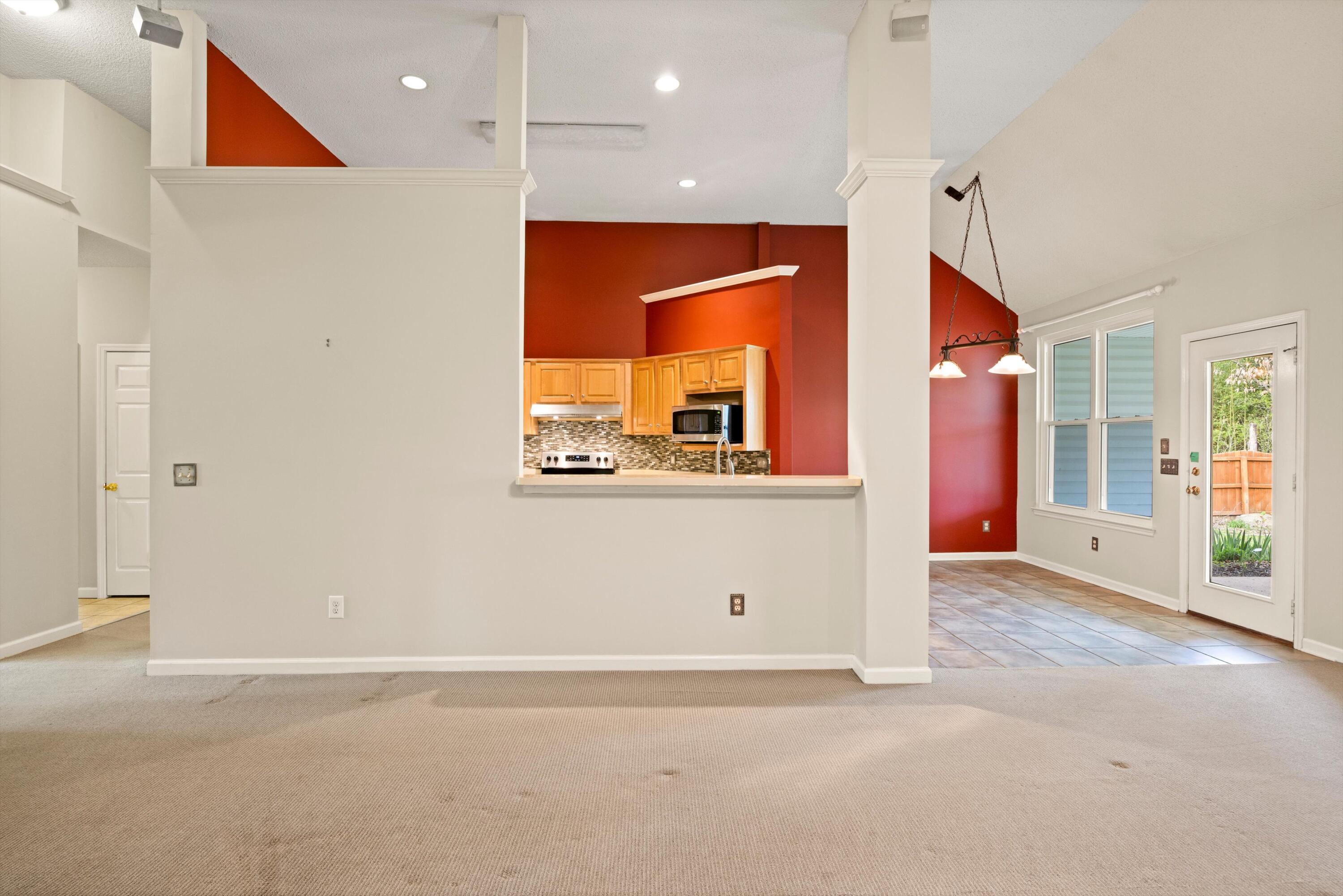 1621 Gunston Hall Road
