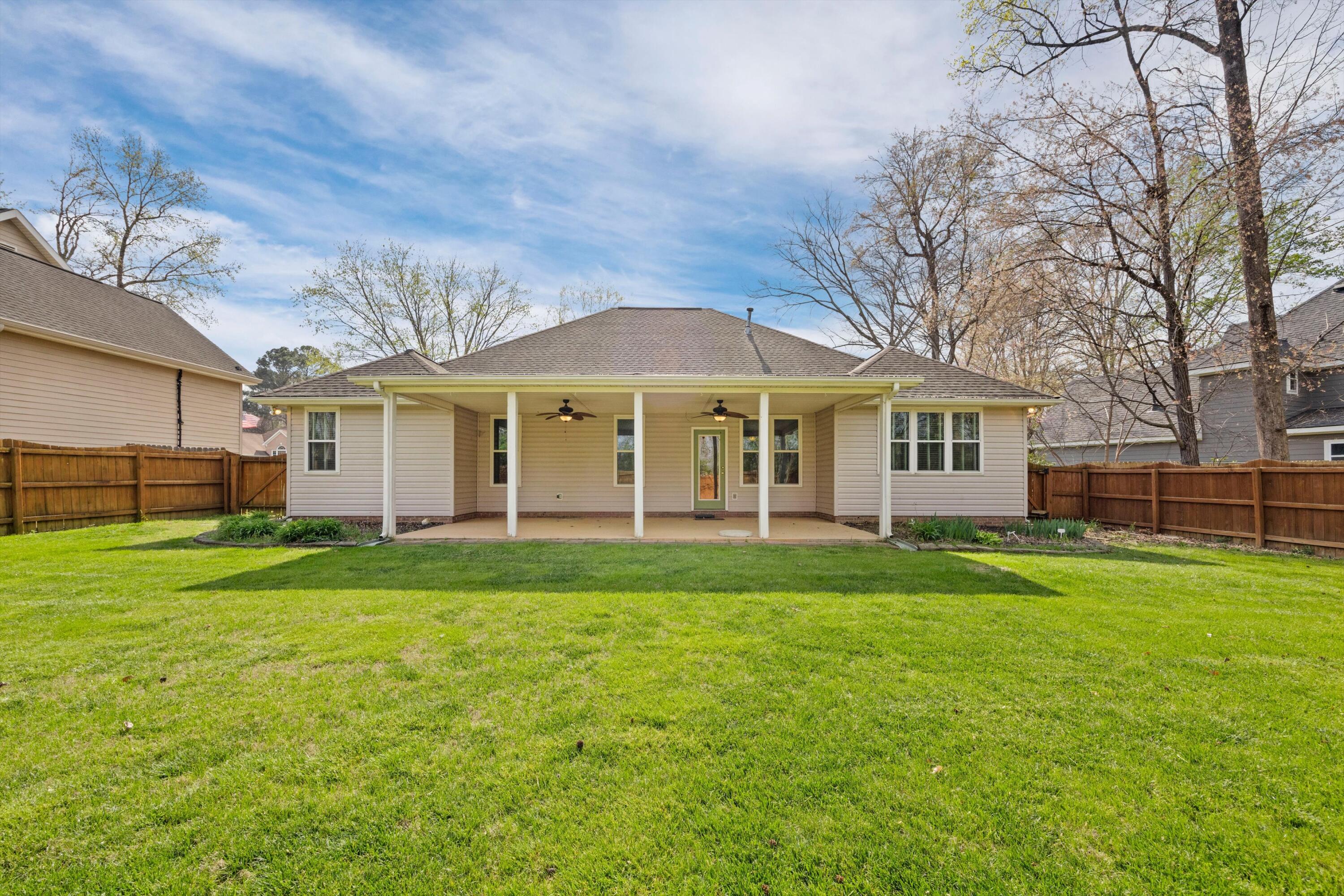 1621 Gunston Hall Road