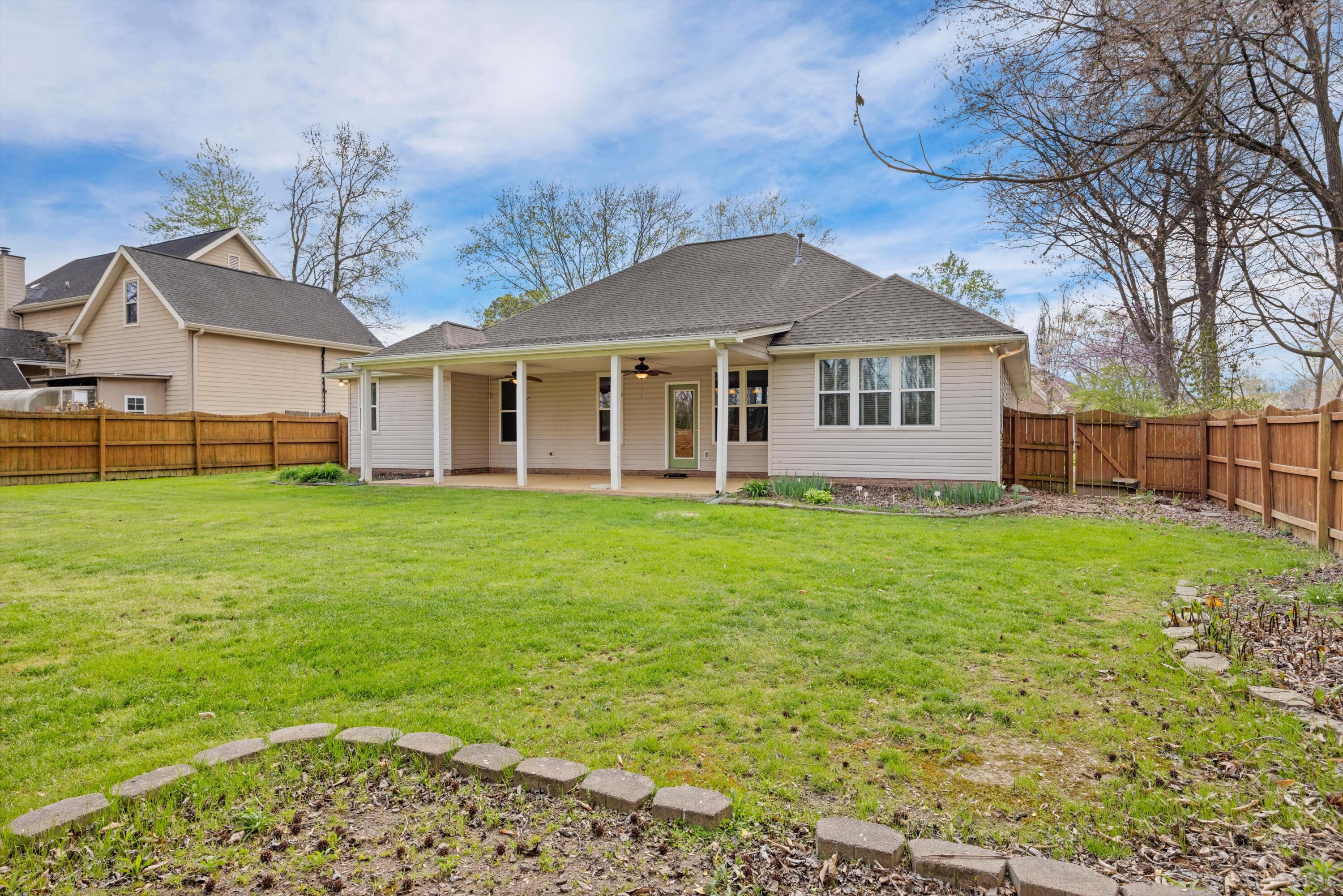 1621 Gunston Hall Road