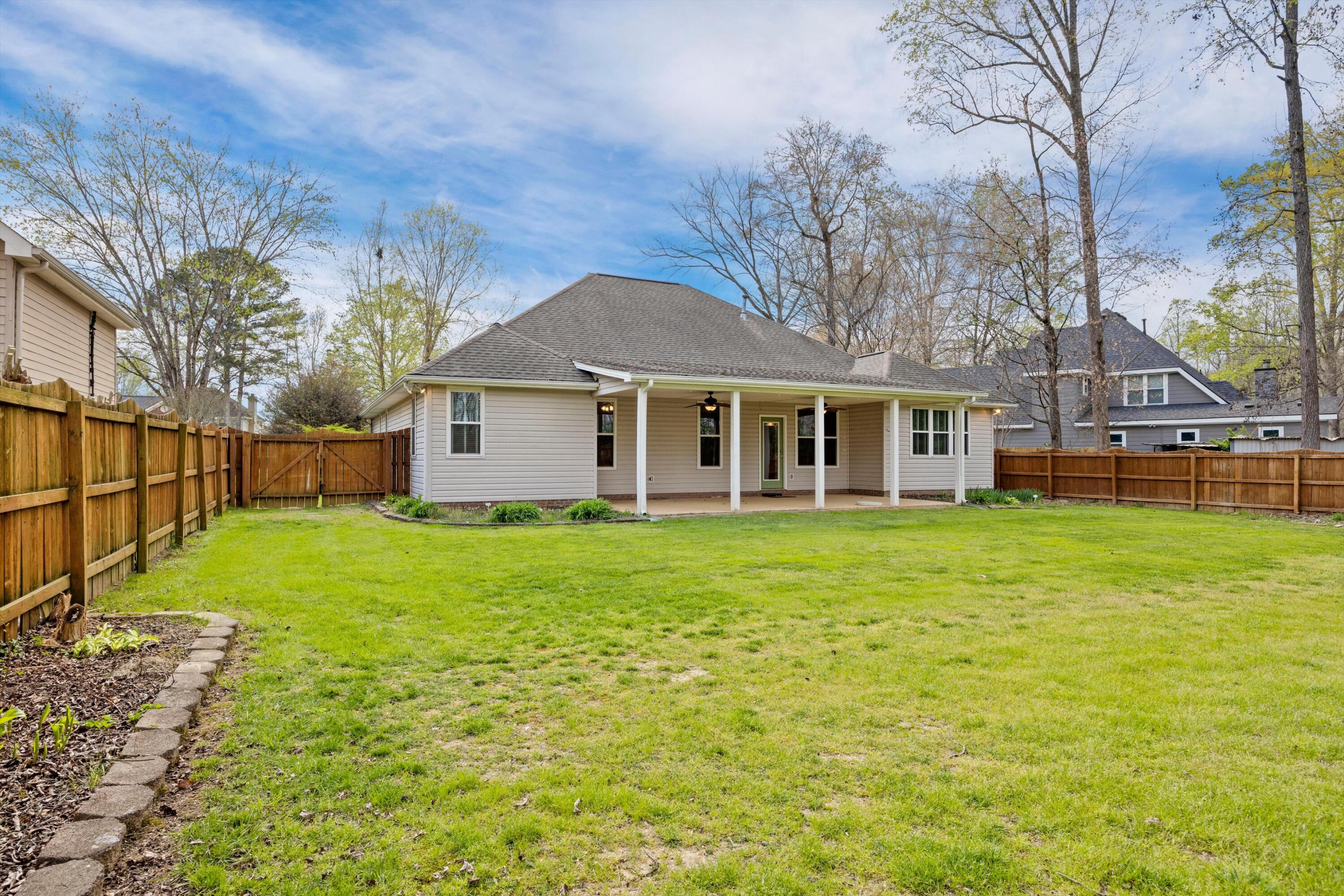 1621 Gunston Hall Road