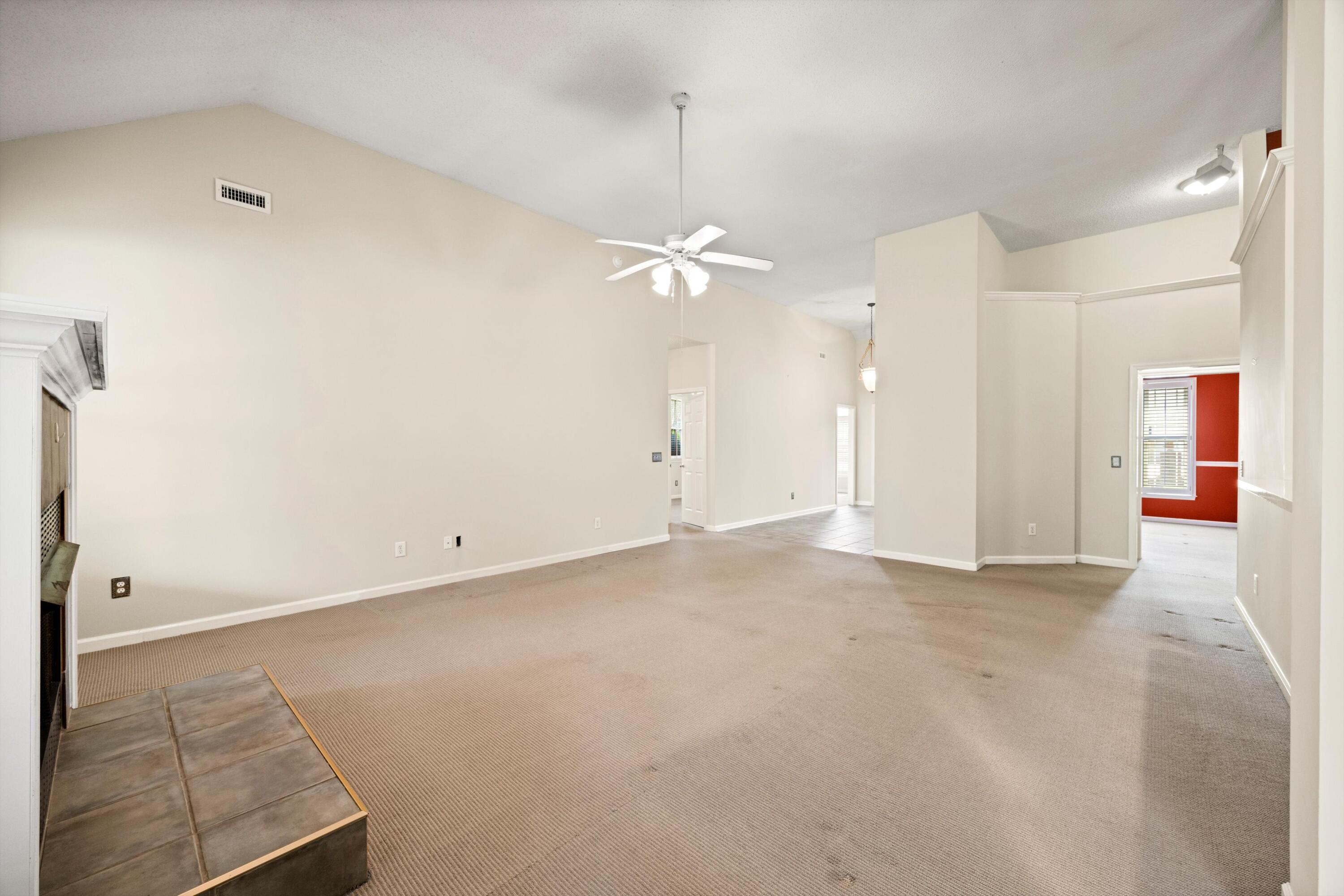 1621 Gunston Hall Road