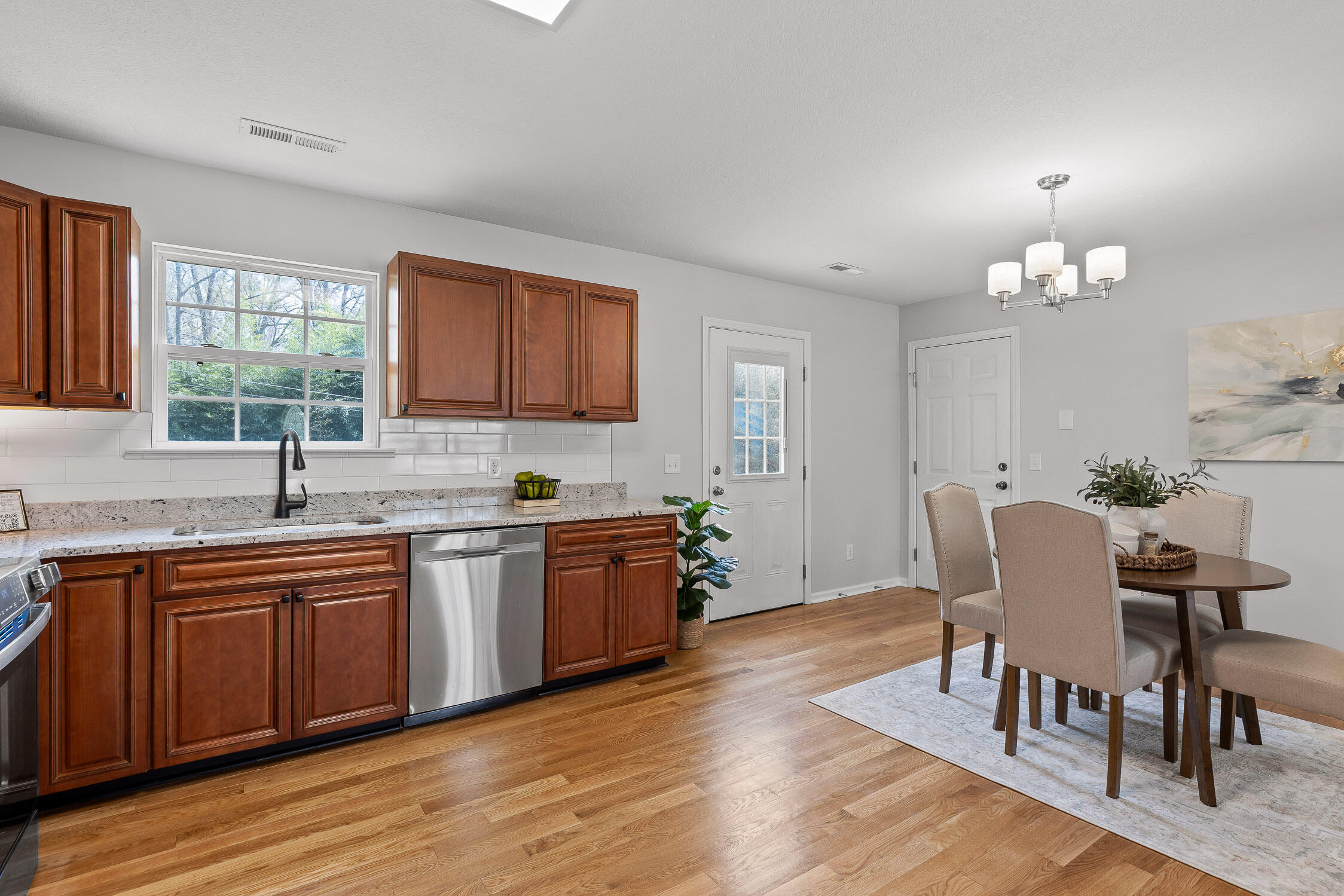124 Headlyn Drive