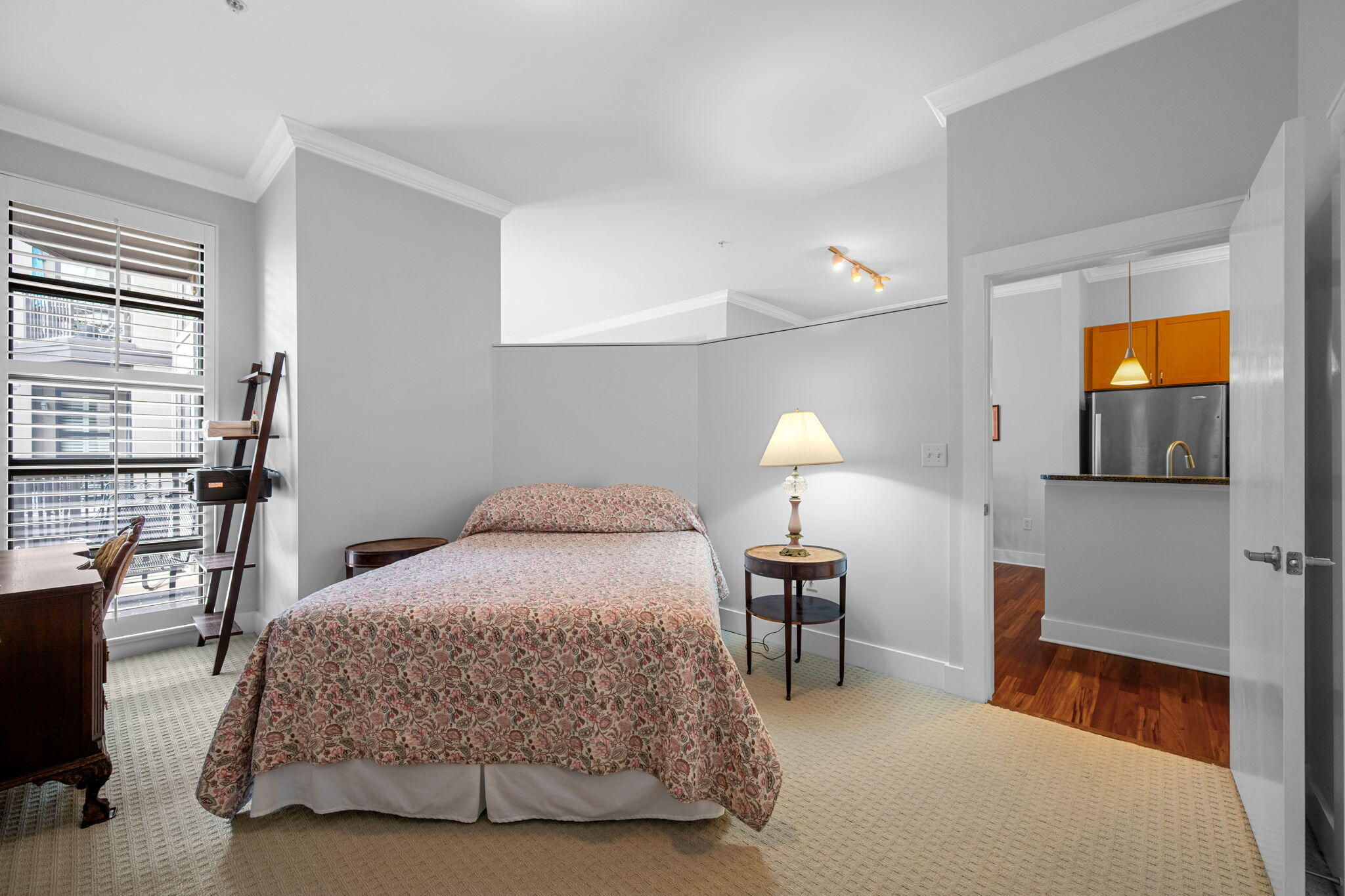 129 Walnut Street, Unit 303
